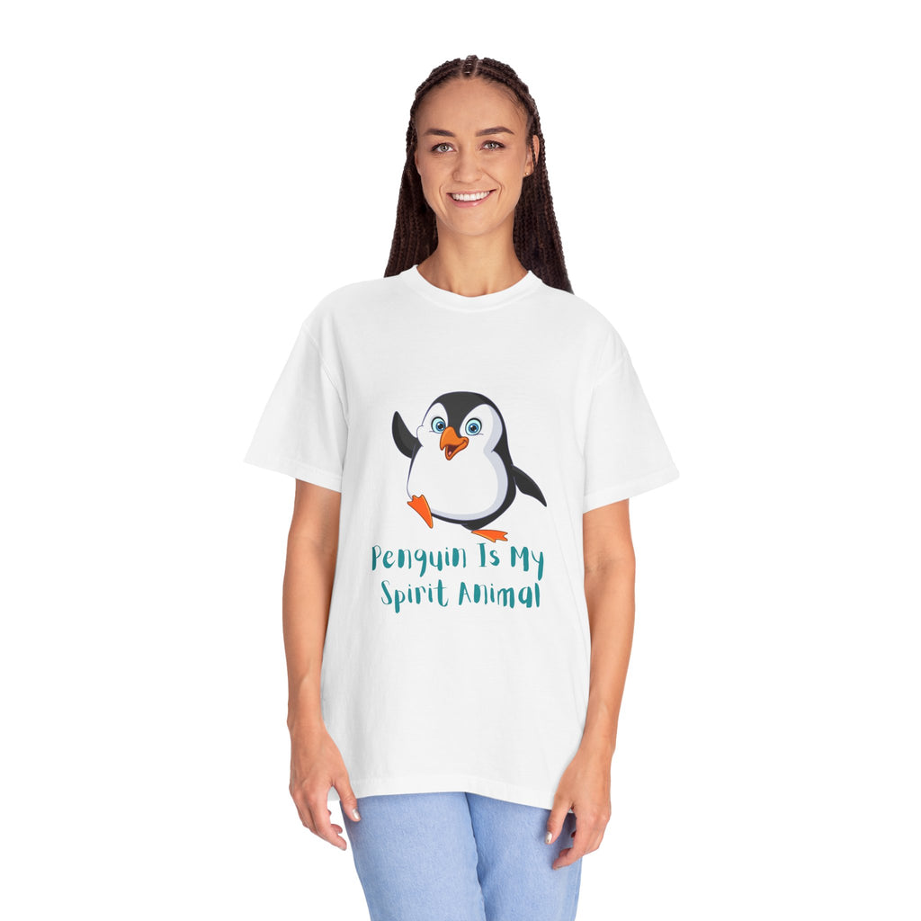 Penguin Spirit Animal Shirt, Unisex T-Shirt for Animal Lovers, Cute Gift for Birthdays, Christmas, Casual Wear, Fun & Quirky Fashion
