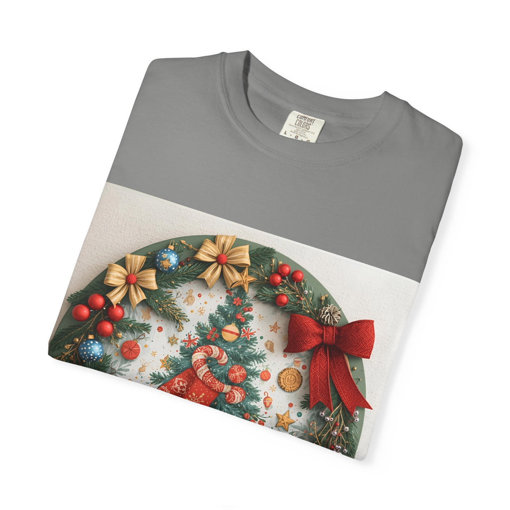 Christmas Wreath Festive Christmas T-shirt, Unisex Holiday Tee, Cheerful Xmas Apparel, Perfect Gift, Winter Celebration Wear, Christmas Spirit Shirt
