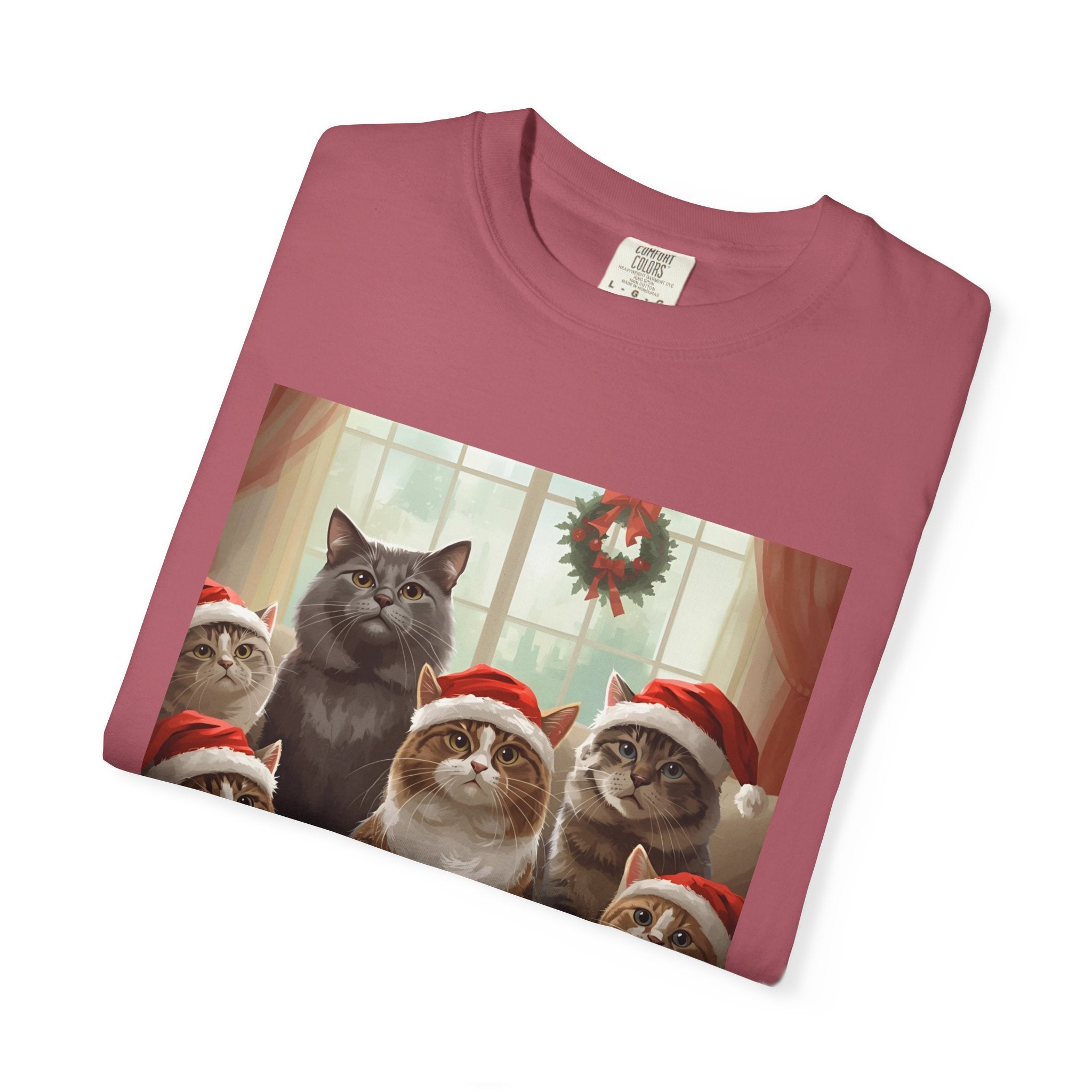 Cute Festive Christmas Holiday Cat T-Shirt, Christmas Gift, Cute Cat Shirt, Unisex Tee, Pet Lover Gift, Cozy Winter Style