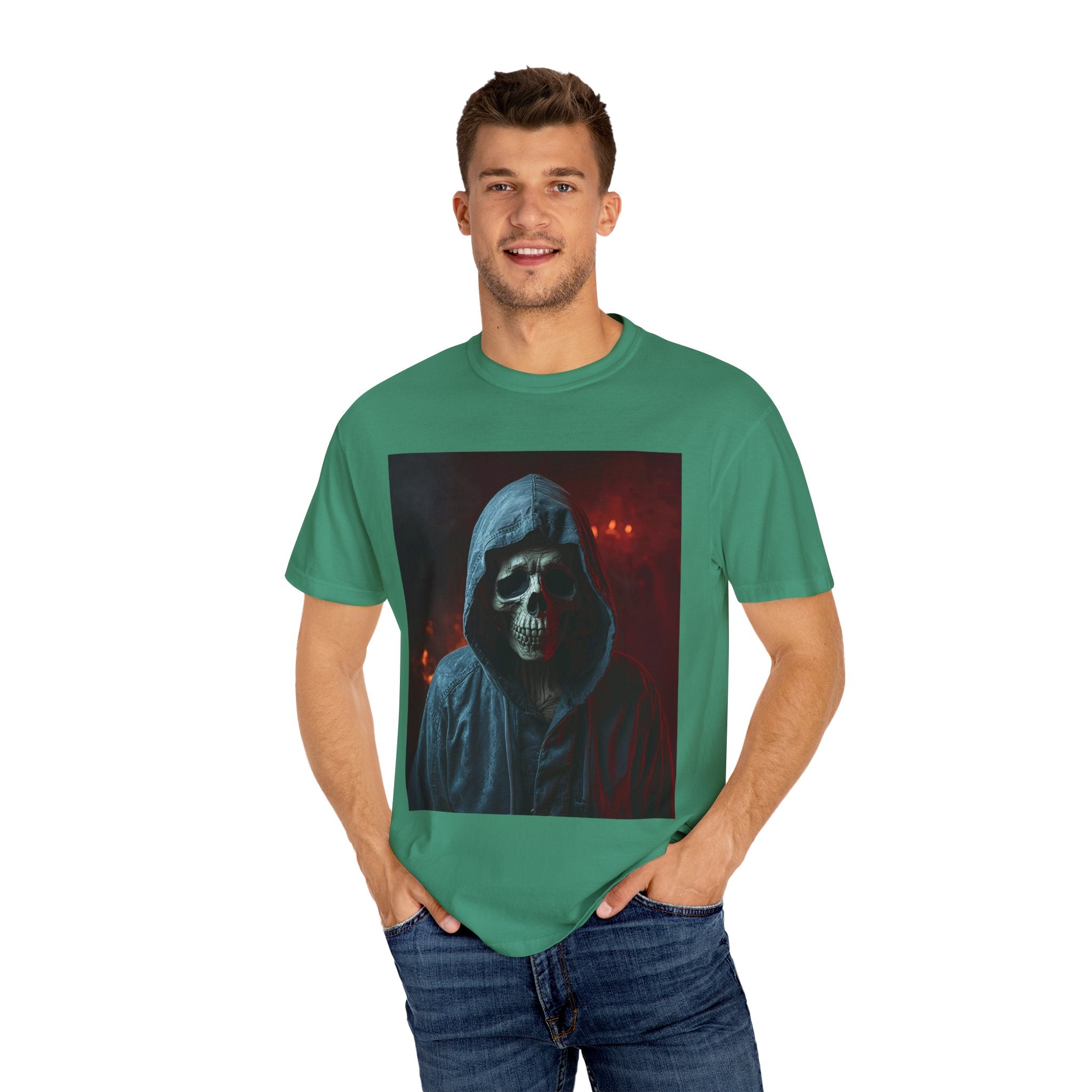 Gothic Skull T-Shirt | Unisex Vintage Tee, Halloween Shirt, Edgy Graphic Top, Unique Gift for Him/Her, Urban Style Wear