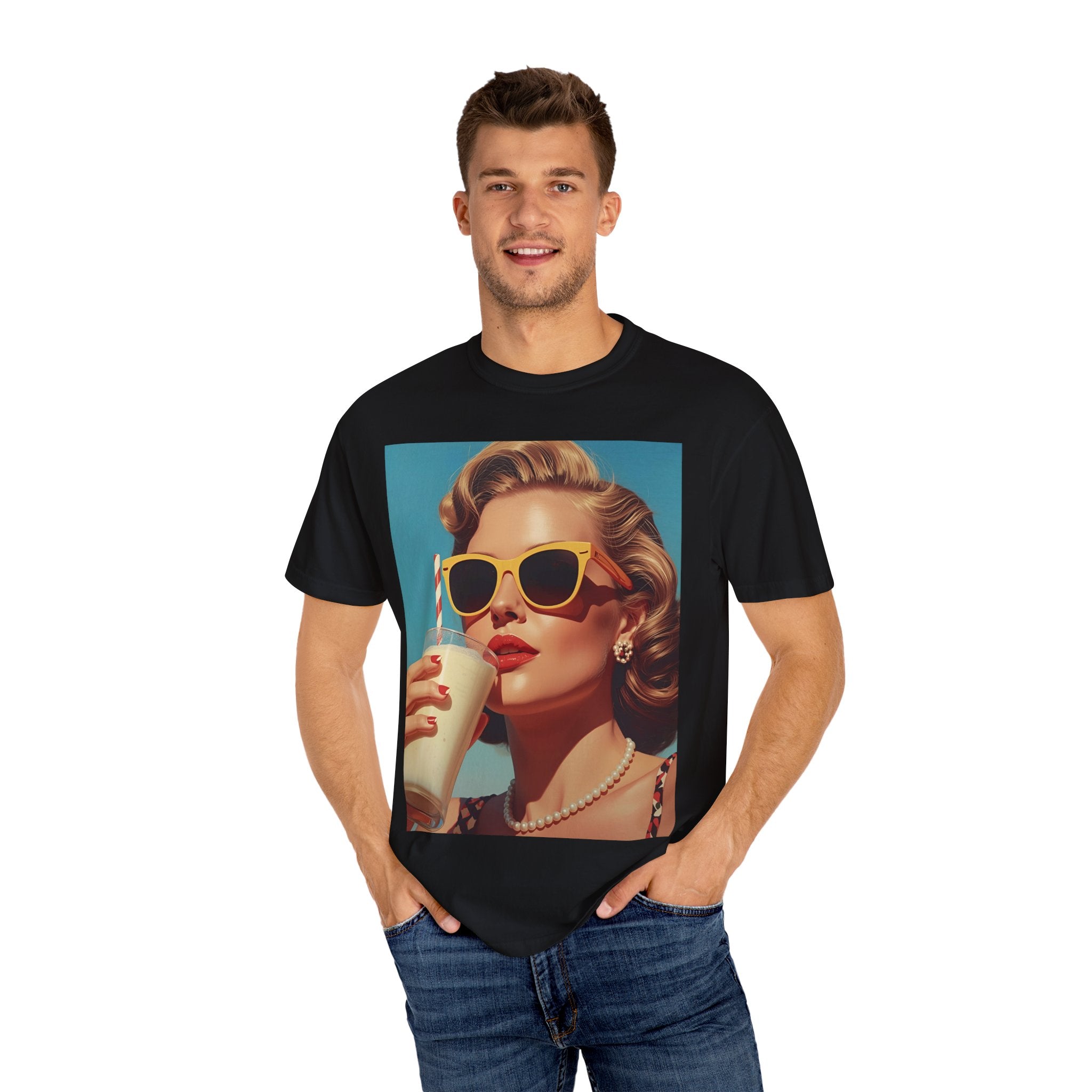 Retro Pop Art Summer Vibes T-Shirt - Vintage Style Tee, Casual Wear, Gift for Her, Fashion Tee, Beach Day Outfit