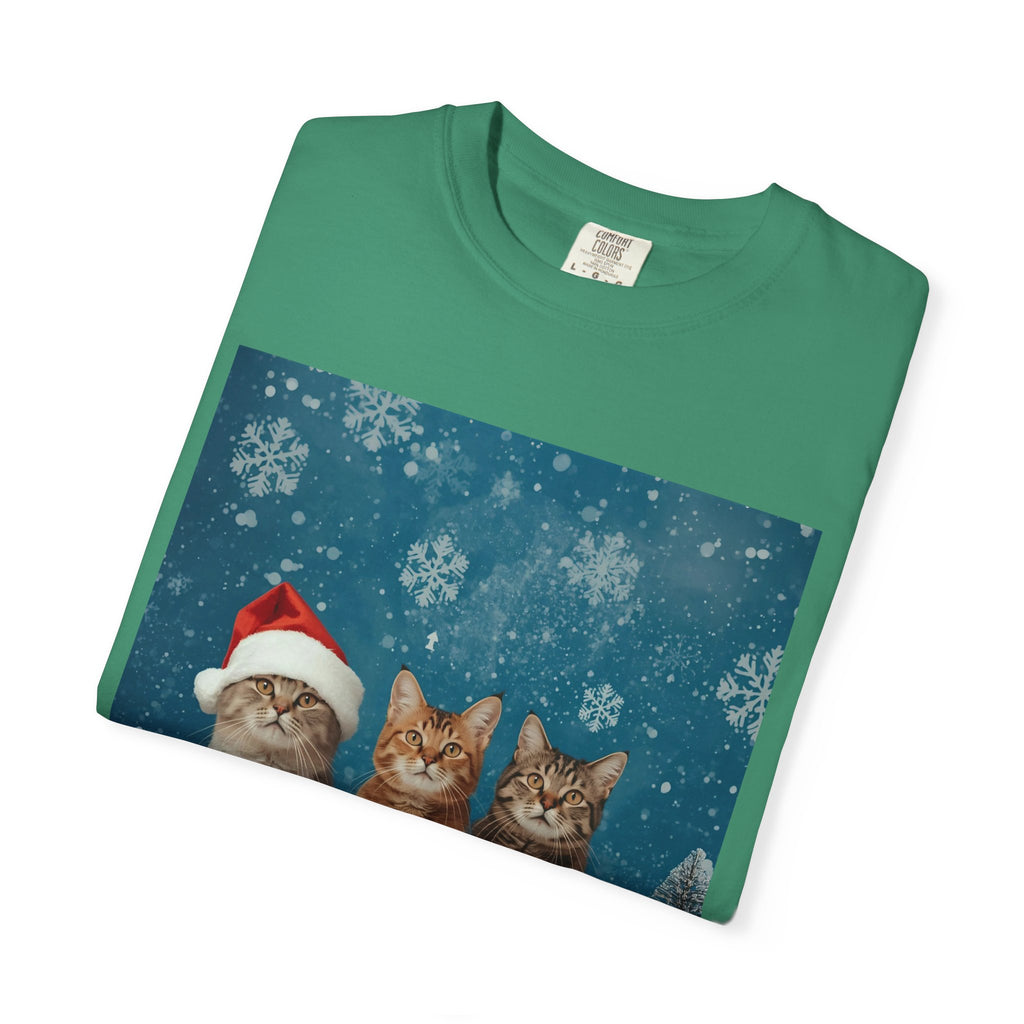 Cute Christmas Festive Cat T-Shirt, Holiday Cat Tee, Christmas Gift, Unisex T-Shirt, Pet Lover Apparel, Cute Animal Shirt, Winter Style
