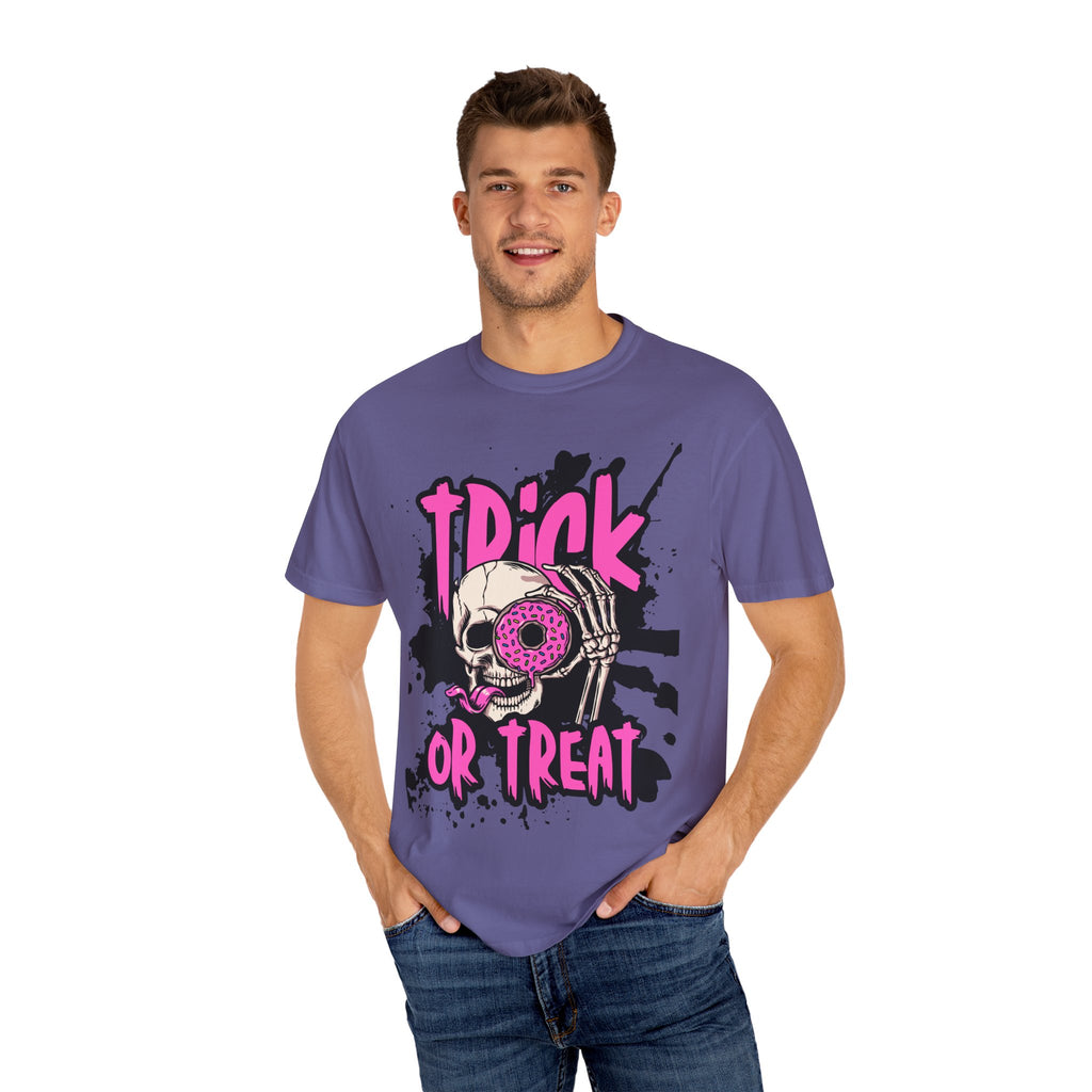 Halloween Skull T-Shirt, Trick or Treat Shirt, Unisex Graphic Tee, Spooky Vibes, Fall Fashion, Festival Wear, Casual Outfit