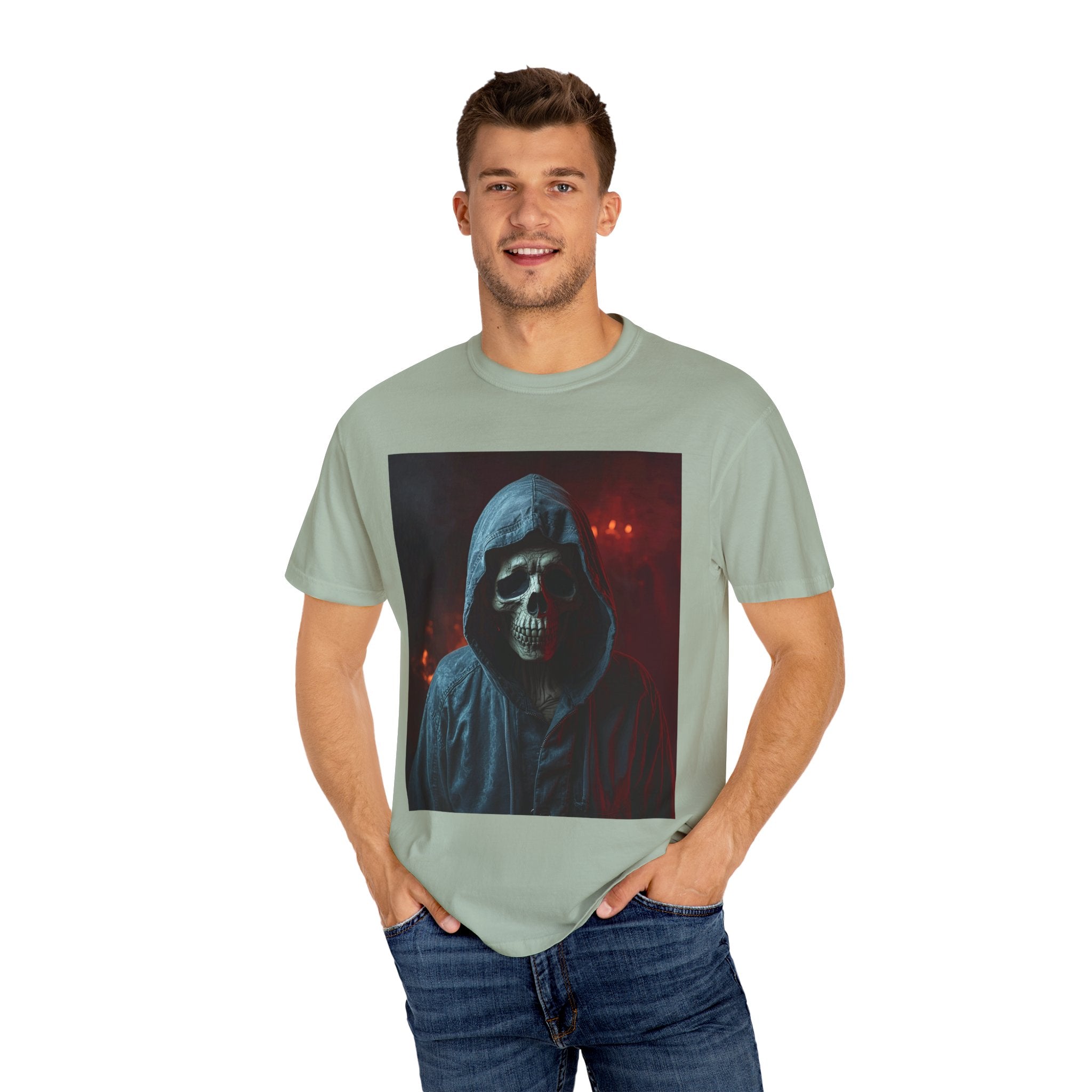 Gothic Skull T-Shirt | Unisex Vintage Tee, Halloween Shirt, Edgy Graphic Top, Unique Gift for Him/Her, Urban Style Wear