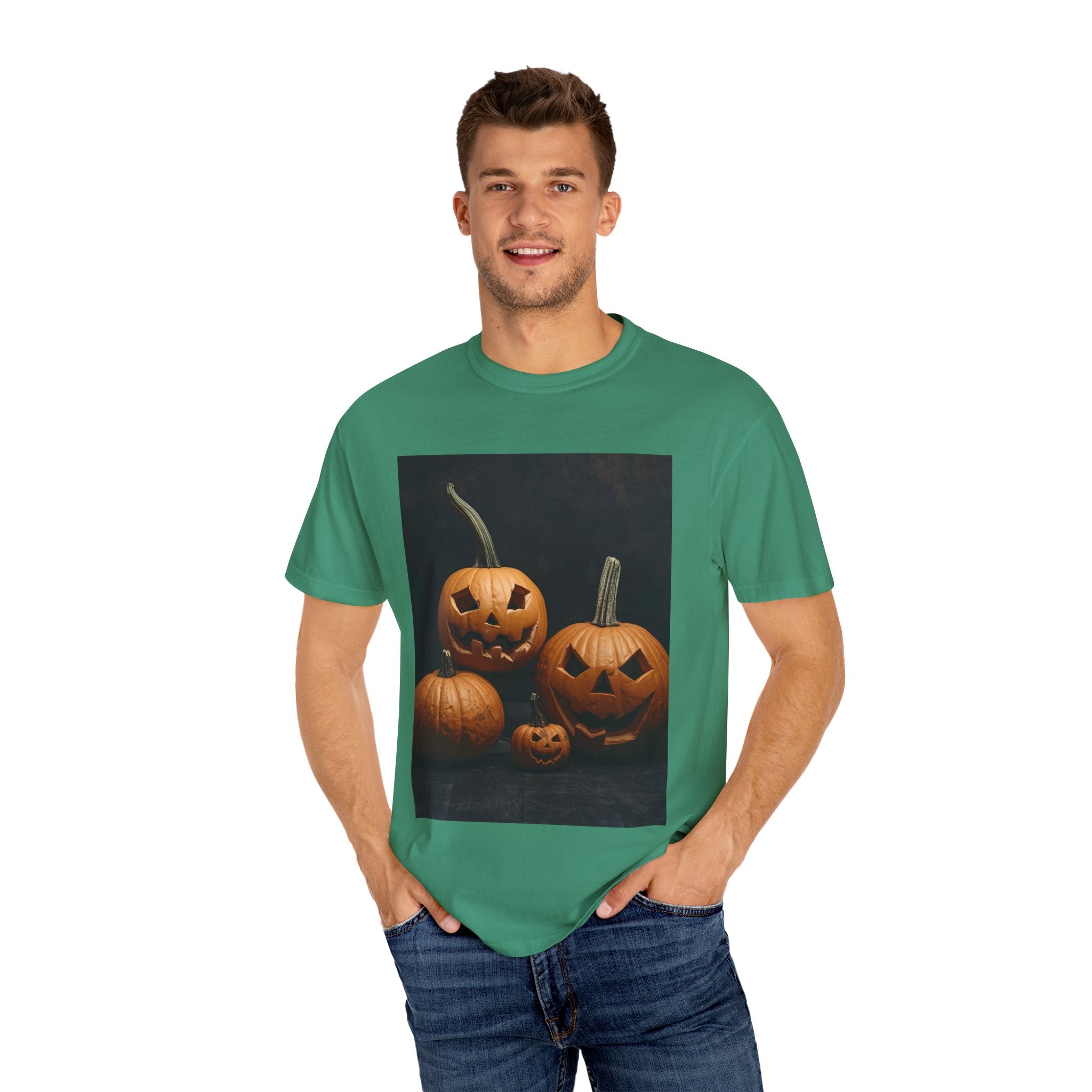 Halloween Pumpkin Graphic T-Shirt, Unisex Tee, Fall Apparel, Spooky Season Shirt, Halloween Costume, Holiday Gift