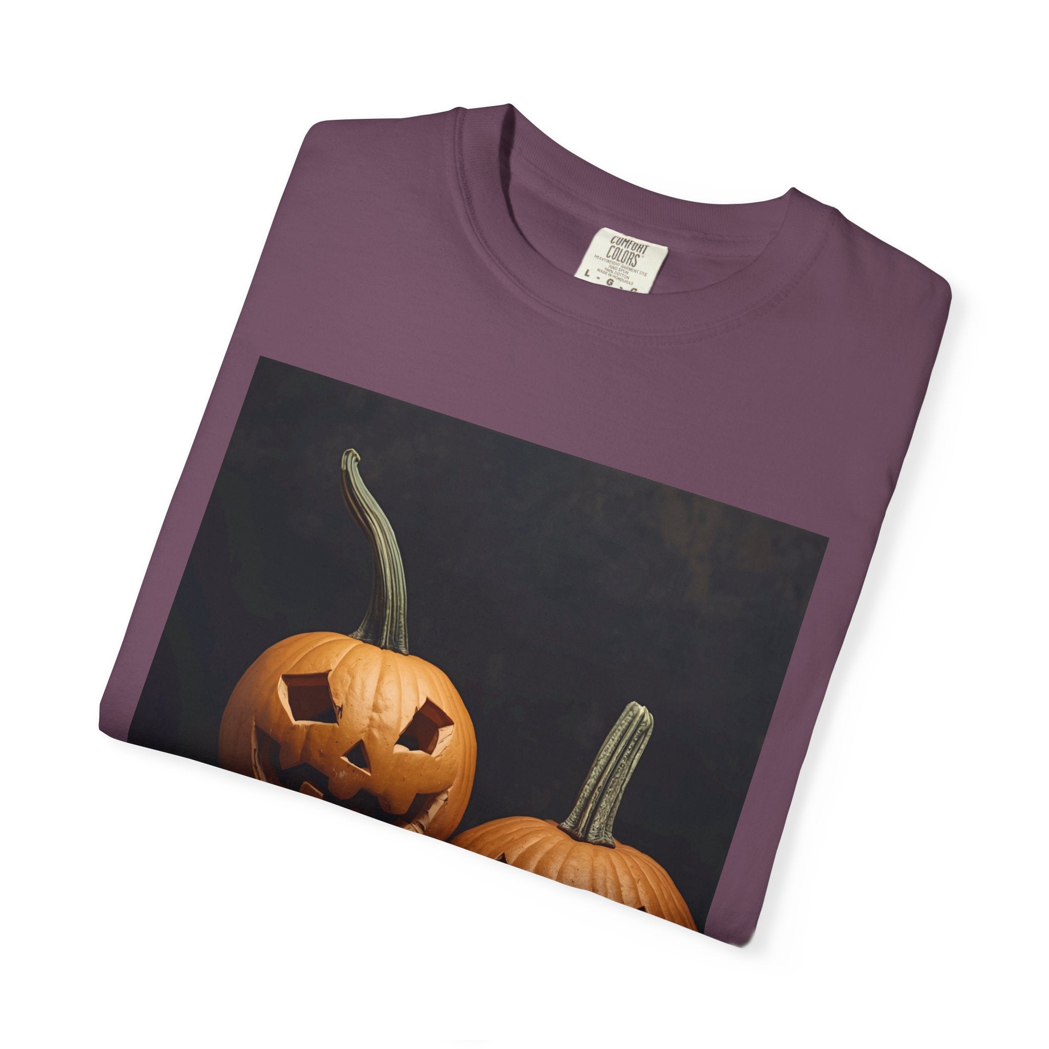 Halloween Pumpkin Graphic Tee, Unisex T-Shirt, Fall Fashion, Cozy Casual Wear, Spooky Season Apparel, Autumn Vibes