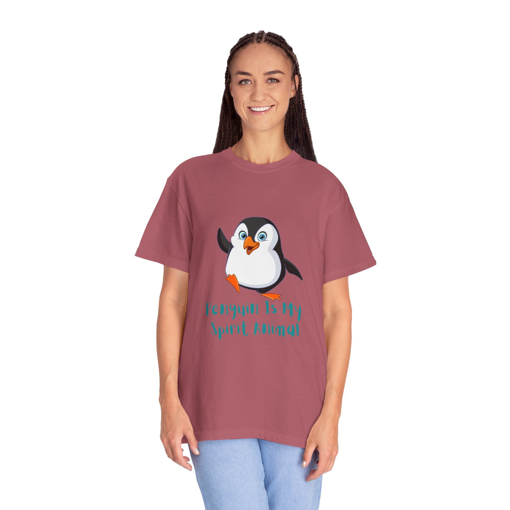 Penguin Spirit Animal Shirt, Unisex T-Shirt for Animal Lovers, Cute Gift for Birthdays, Christmas, Casual Wear, Fun & Quirky Fashion