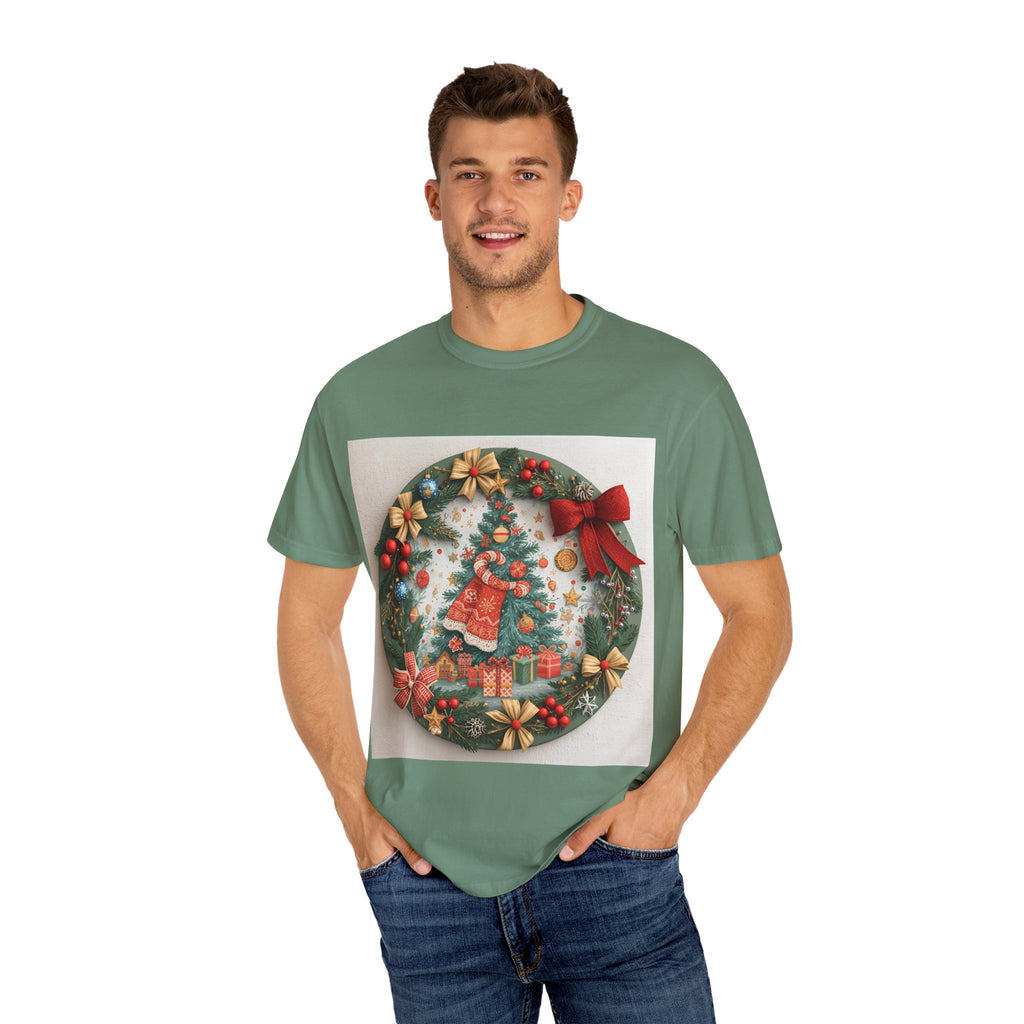 Christmas Wreath Festive Christmas T-shirt, Unisex Holiday Tee, Cheerful Xmas Apparel, Perfect Gift, Winter Celebration Wear, Christmas Spirit Shirt