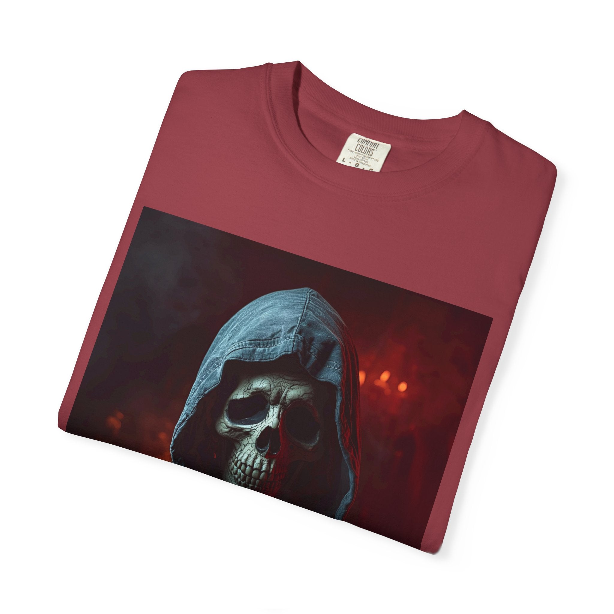 Gothic Skull T-Shirt | Unisex Vintage Tee, Halloween Shirt, Edgy Graphic Top, Unique Gift for Him/Her, Urban Style Wear