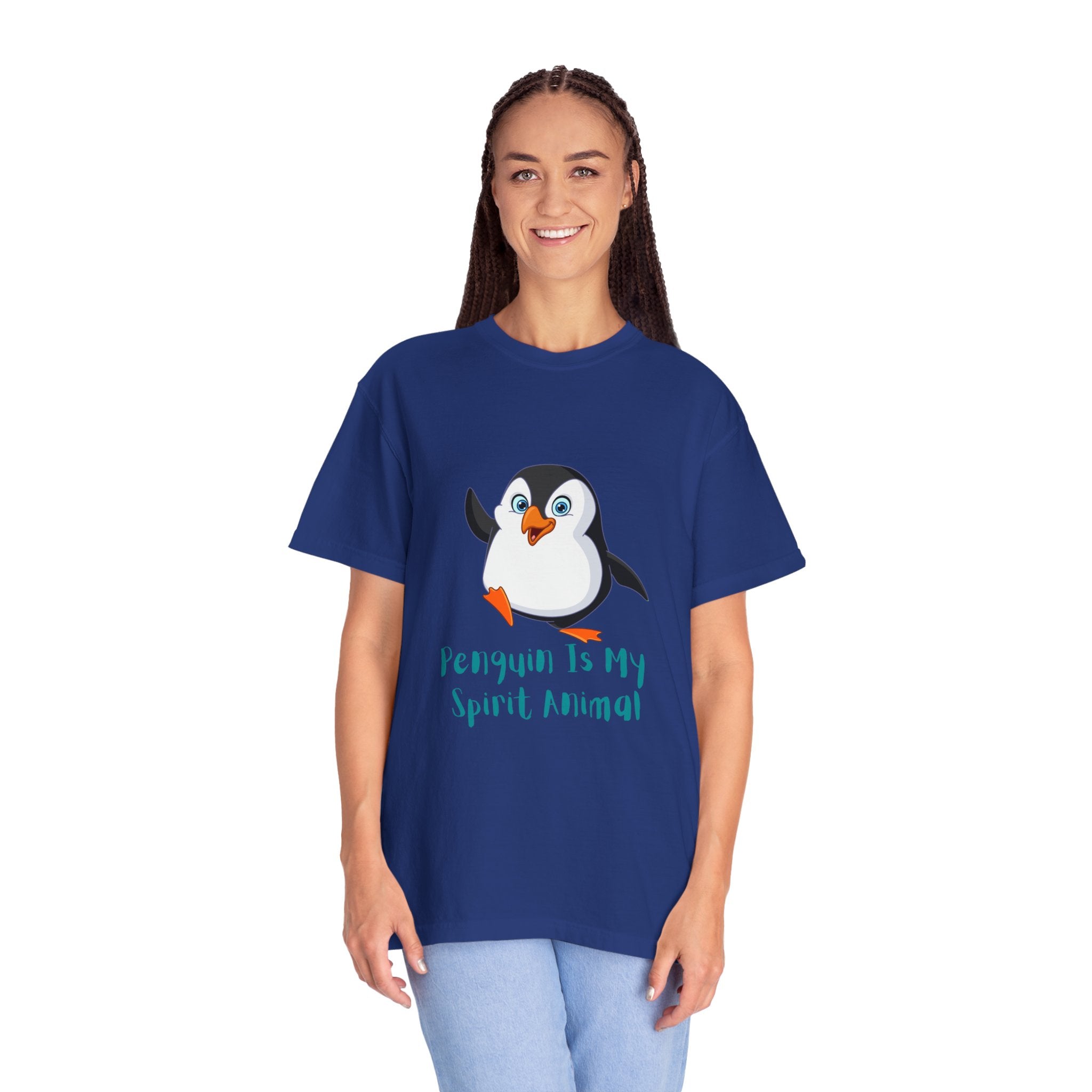 Penguin Spirit Animal Shirt, Unisex T-Shirt for Animal Lovers, Cute Gift for Birthdays, Christmas, Casual Wear, Fun & Quirky Fashion
