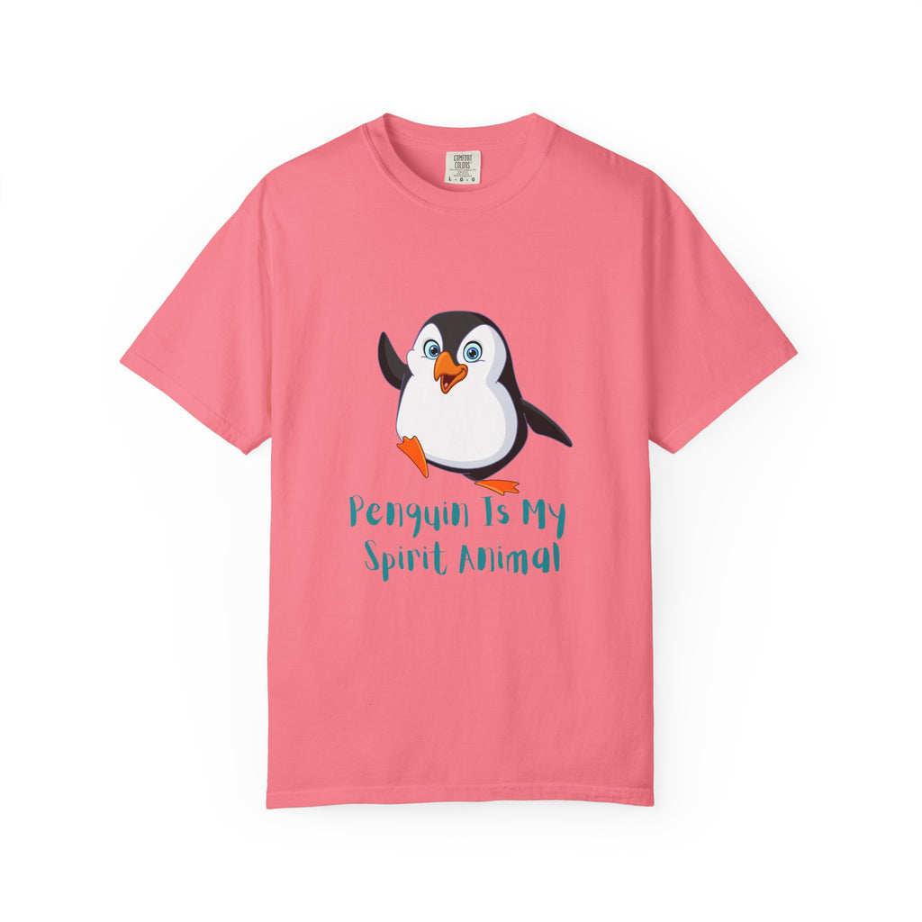 Penguin Spirit Animal Shirt, Unisex T-Shirt for Animal Lovers, Cute Gift for Birthdays, Christmas, Casual Wear, Fun & Quirky Fashion