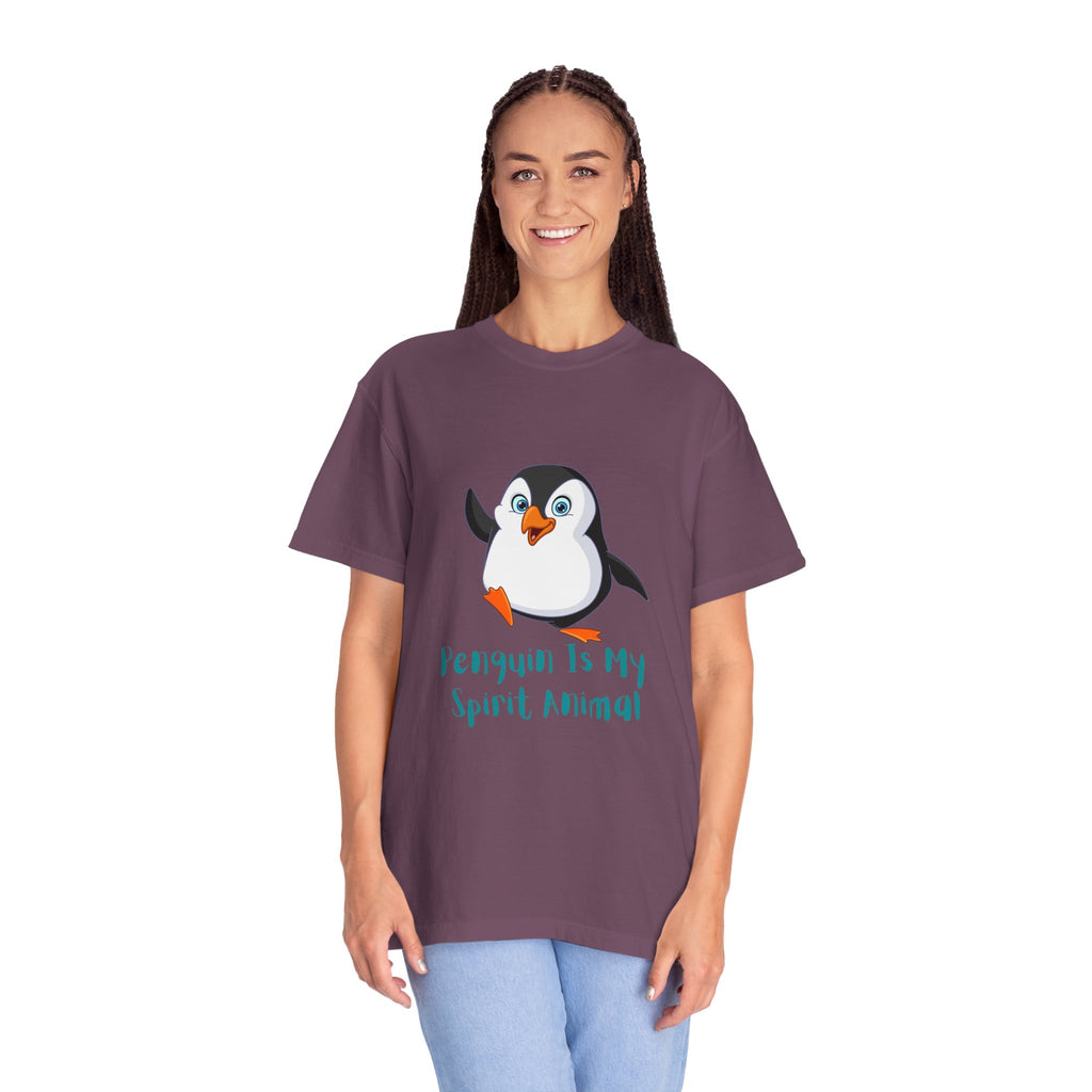 Penguin Spirit Animal Shirt, Unisex T-Shirt for Animal Lovers, Cute Gift for Birthdays, Christmas, Casual Wear, Fun & Quirky Fashion