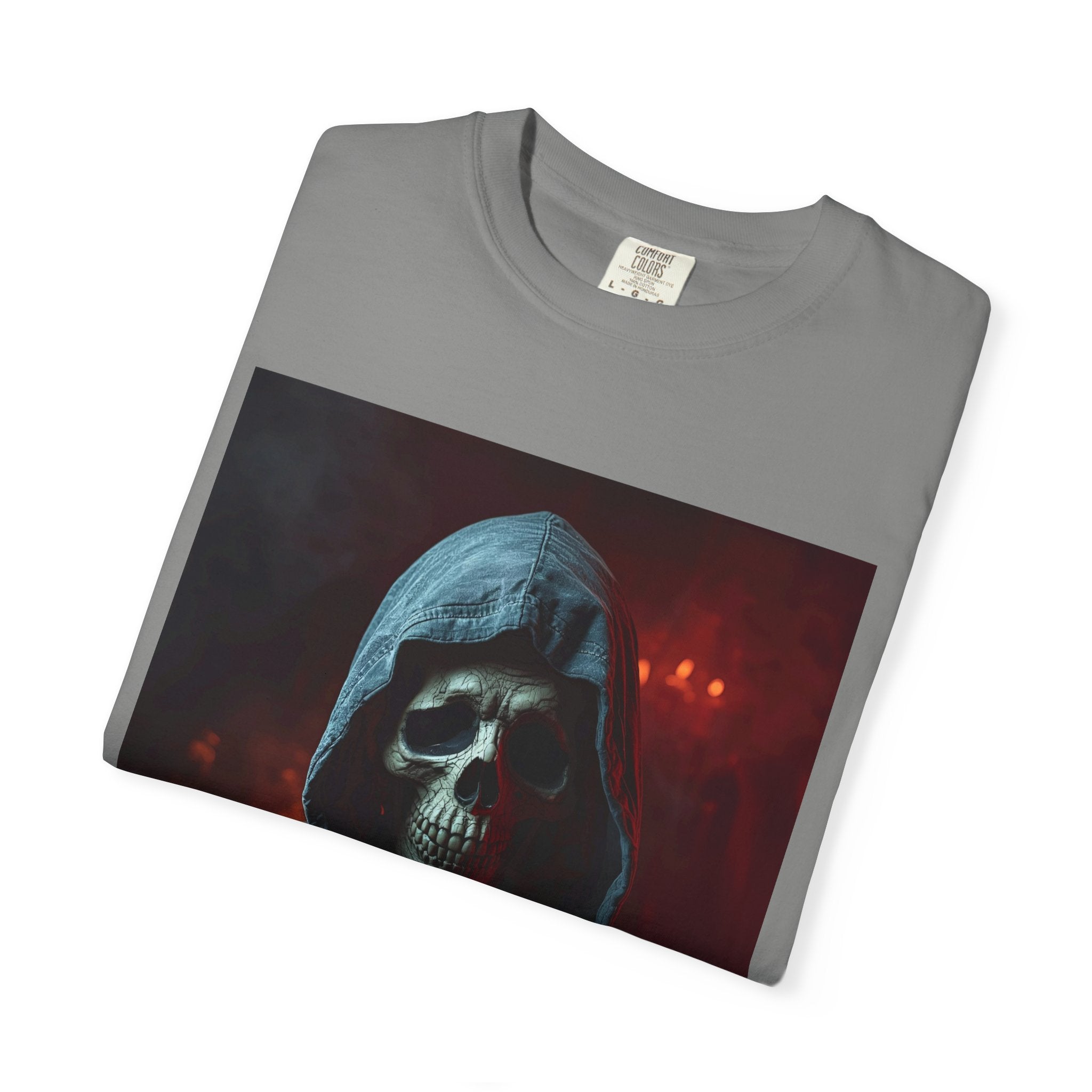 Gothic Skull T-Shirt | Unisex Vintage Tee, Halloween Shirt, Edgy Graphic Top, Unique Gift for Him/Her, Urban Style Wear