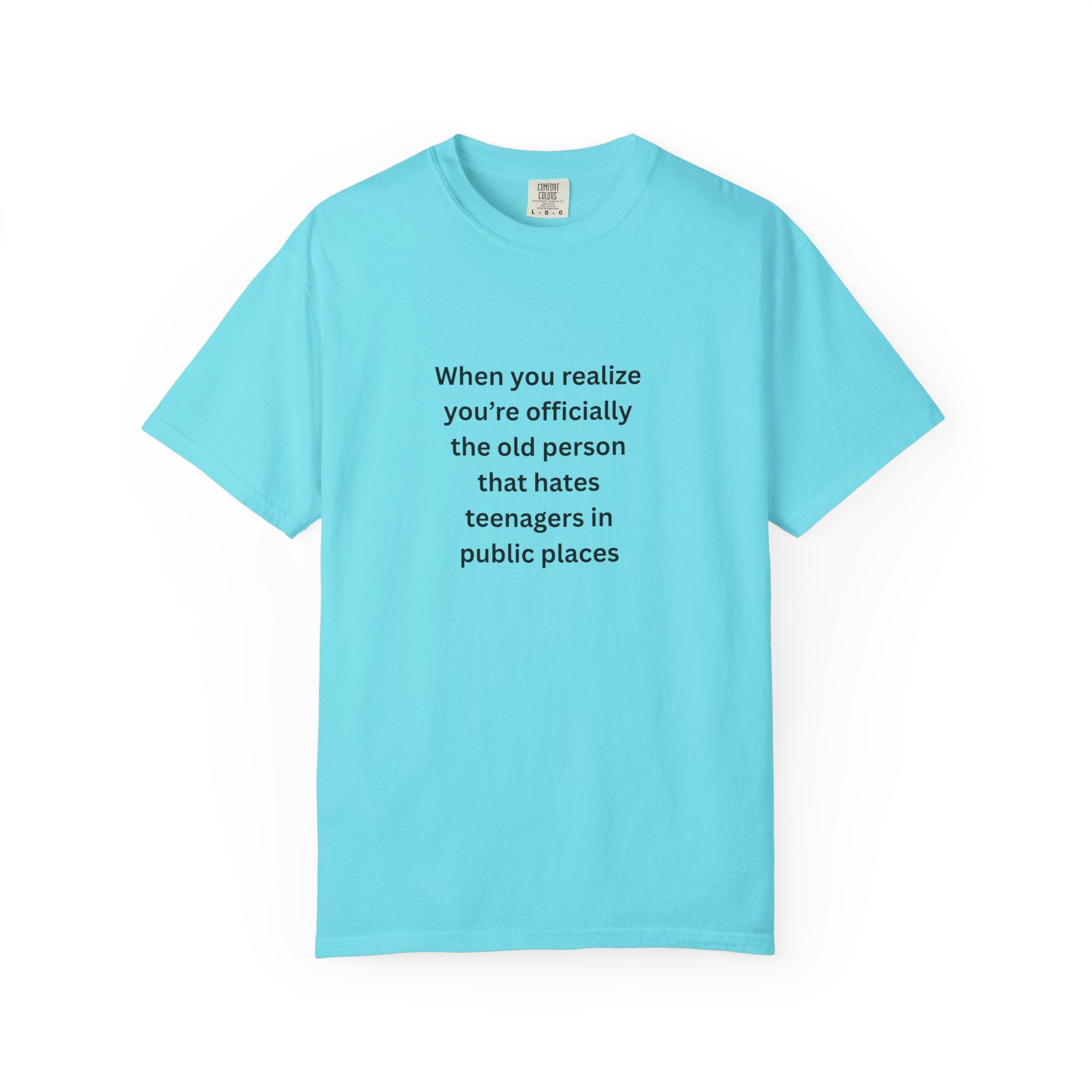 When You Realize You're Officially The Old Person Humorous Vintage-Style T-Shirt, Ideal for Adults, Funny Gift for Parents, Casual Wear, Birthday Presents, Relaxed Fit