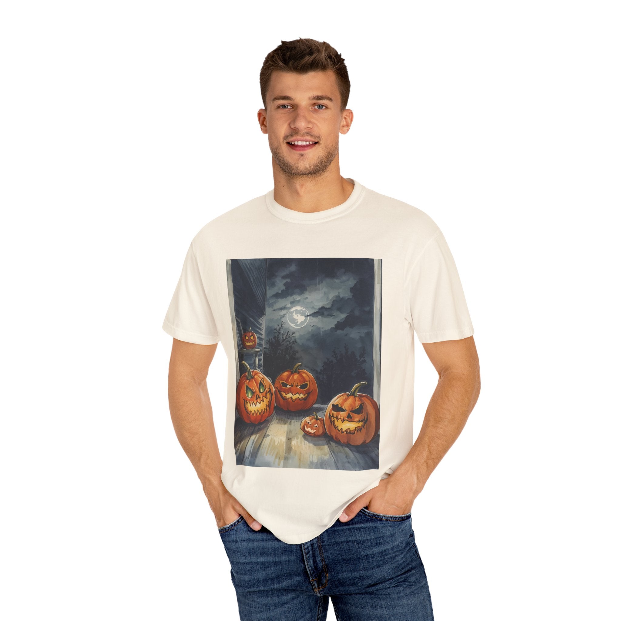 Halloween Pumpkin Scary T-shirt - Perfect for Fall Celebrations, Trick or Treat, Autumn Fashion, Costume Party, Spooky Vibes
