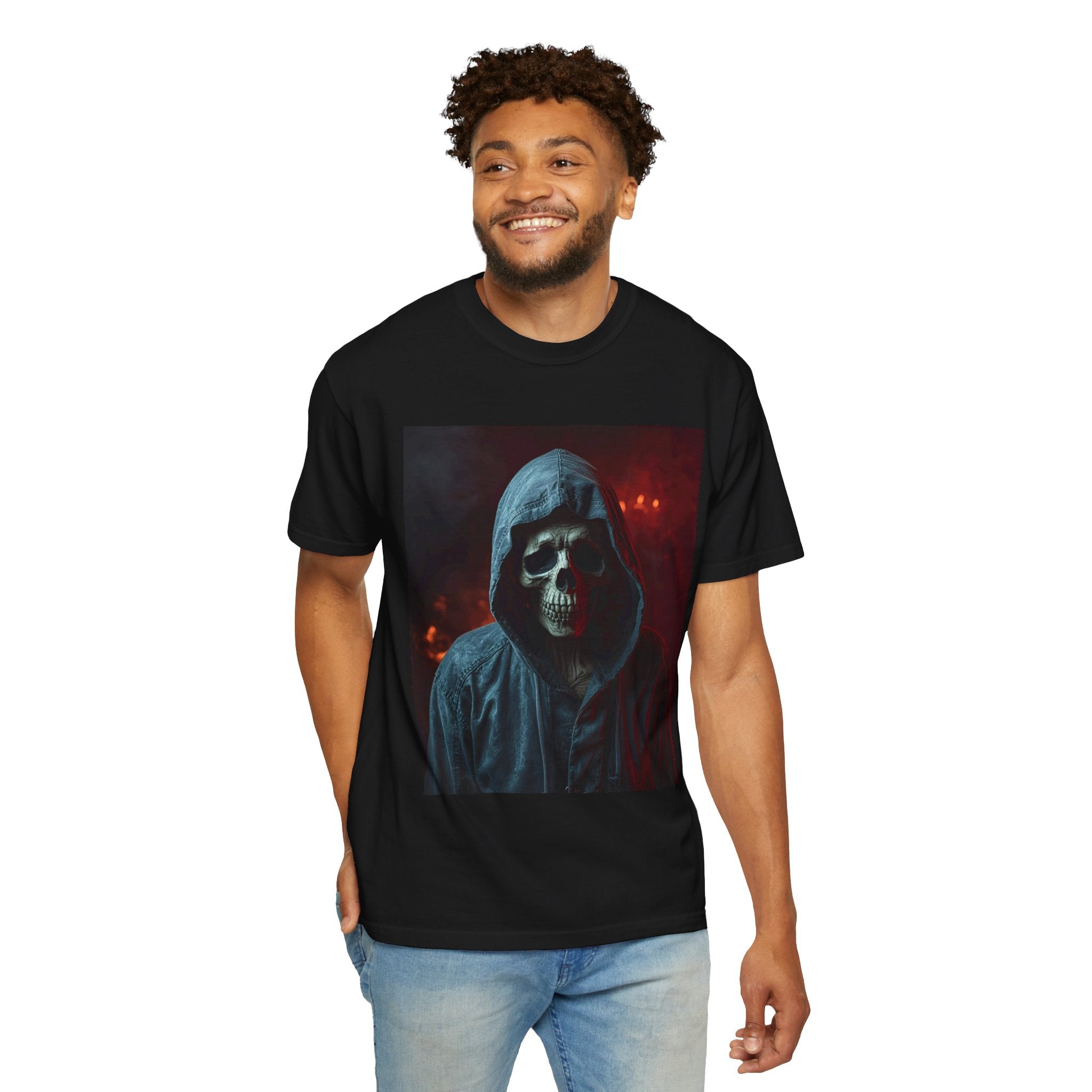 Gothic Skull T-Shirt | Unisex Vintage Tee, Halloween Shirt, Edgy Graphic Top, Unique Gift for Him/Her, Urban Style Wear