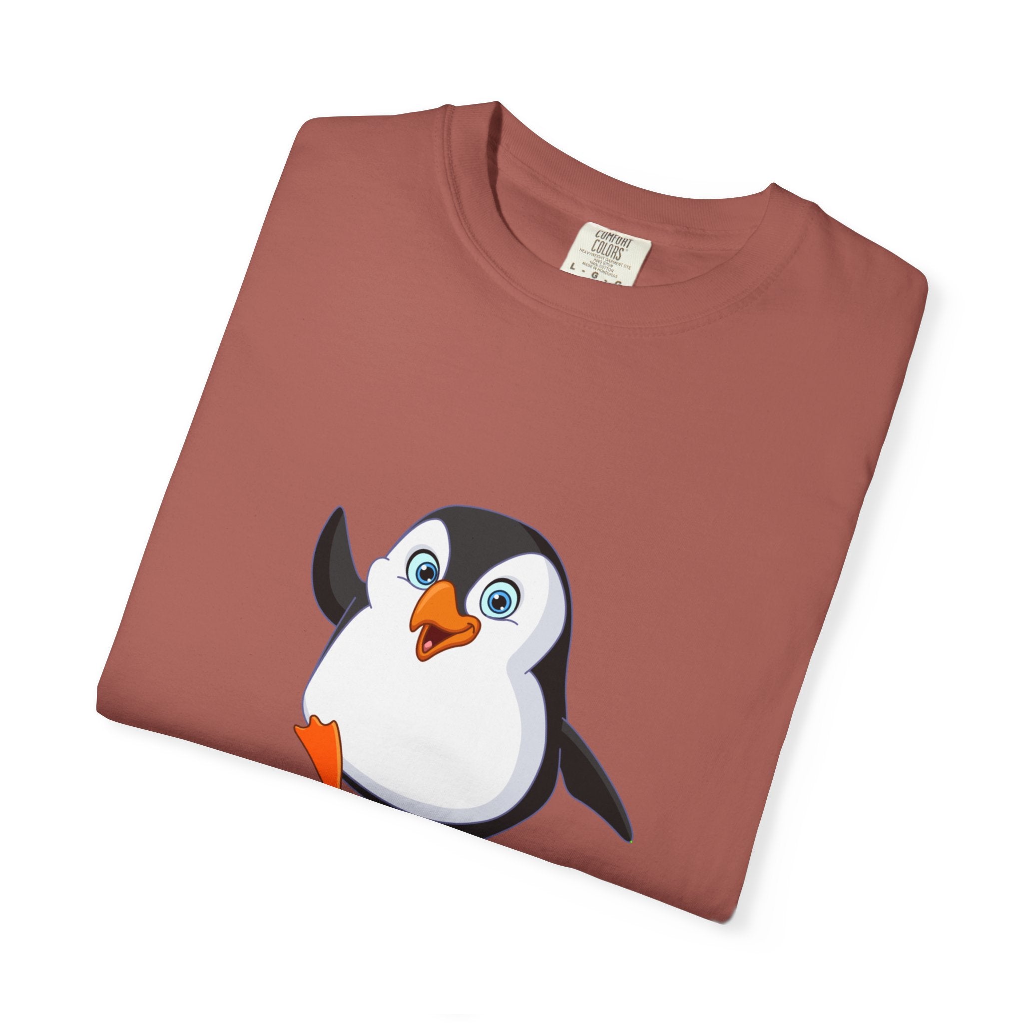 Penguin Spirit Animal Shirt, Unisex T-Shirt for Animal Lovers, Cute Gift for Birthdays, Christmas, Casual Wear, Fun & Quirky Fashion