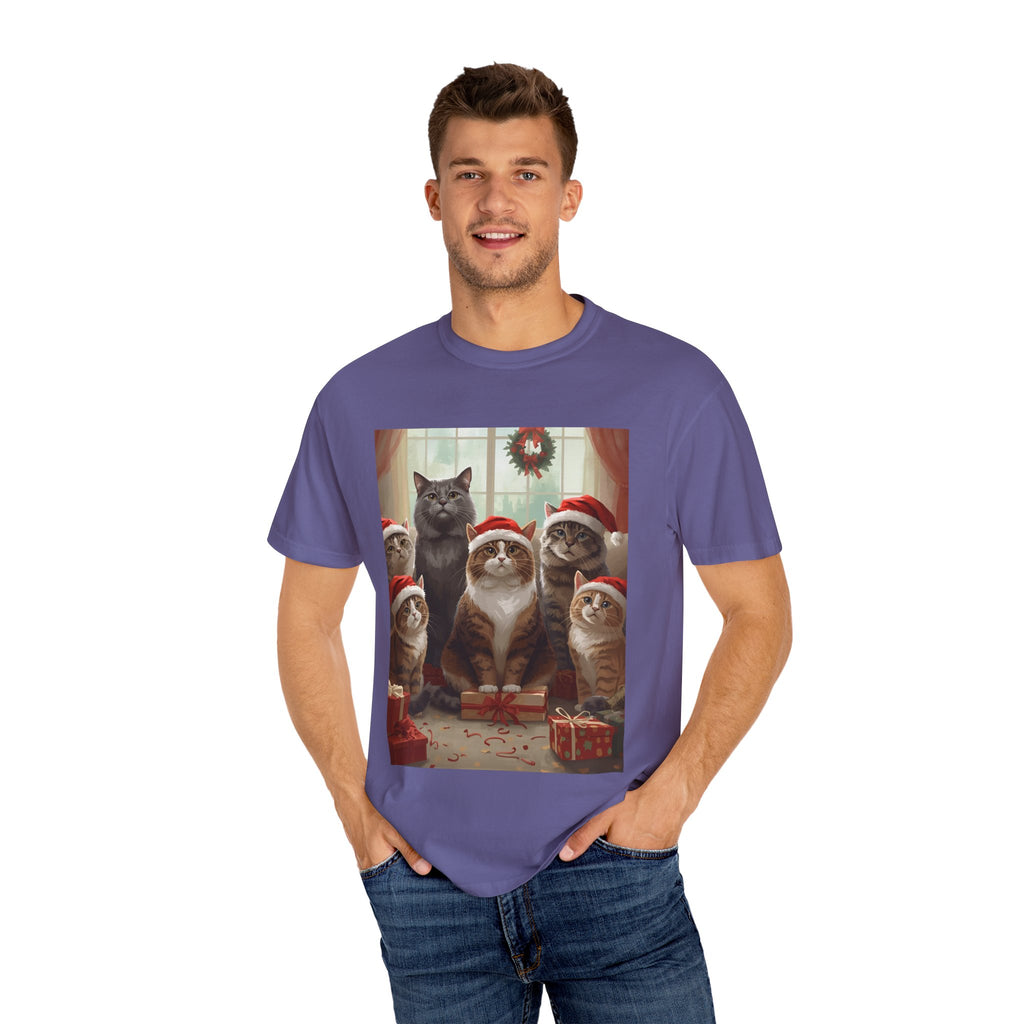 Cute Festive Christmas Holiday Cat T-Shirt, Christmas Gift, Cute Cat Shirt, Unisex Tee, Pet Lover Gift, Cozy Winter Style