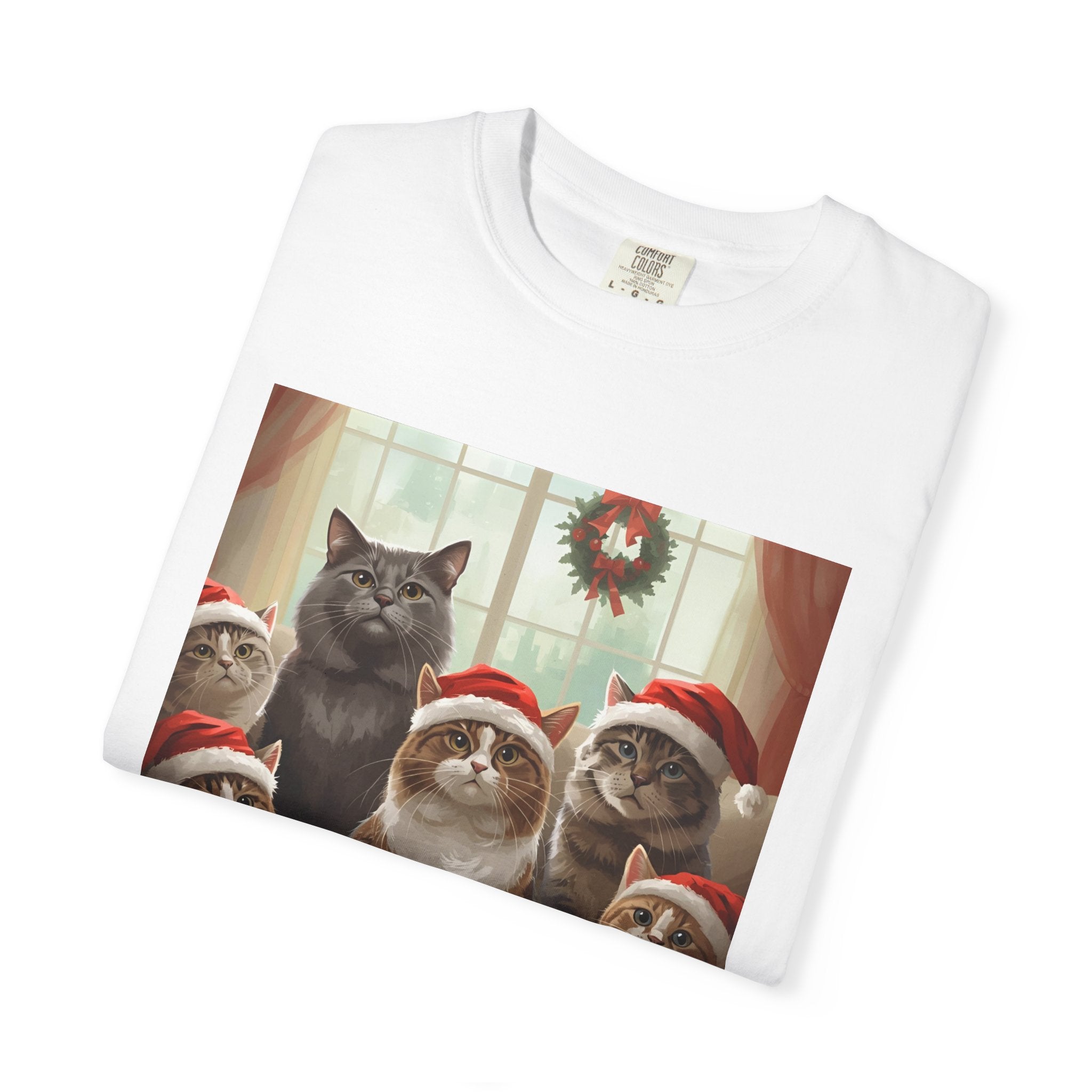 Cute Festive Christmas Holiday Cat T-Shirt, Christmas Gift, Cute Cat Shirt, Unisex Tee, Pet Lover Gift, Cozy Winter Style