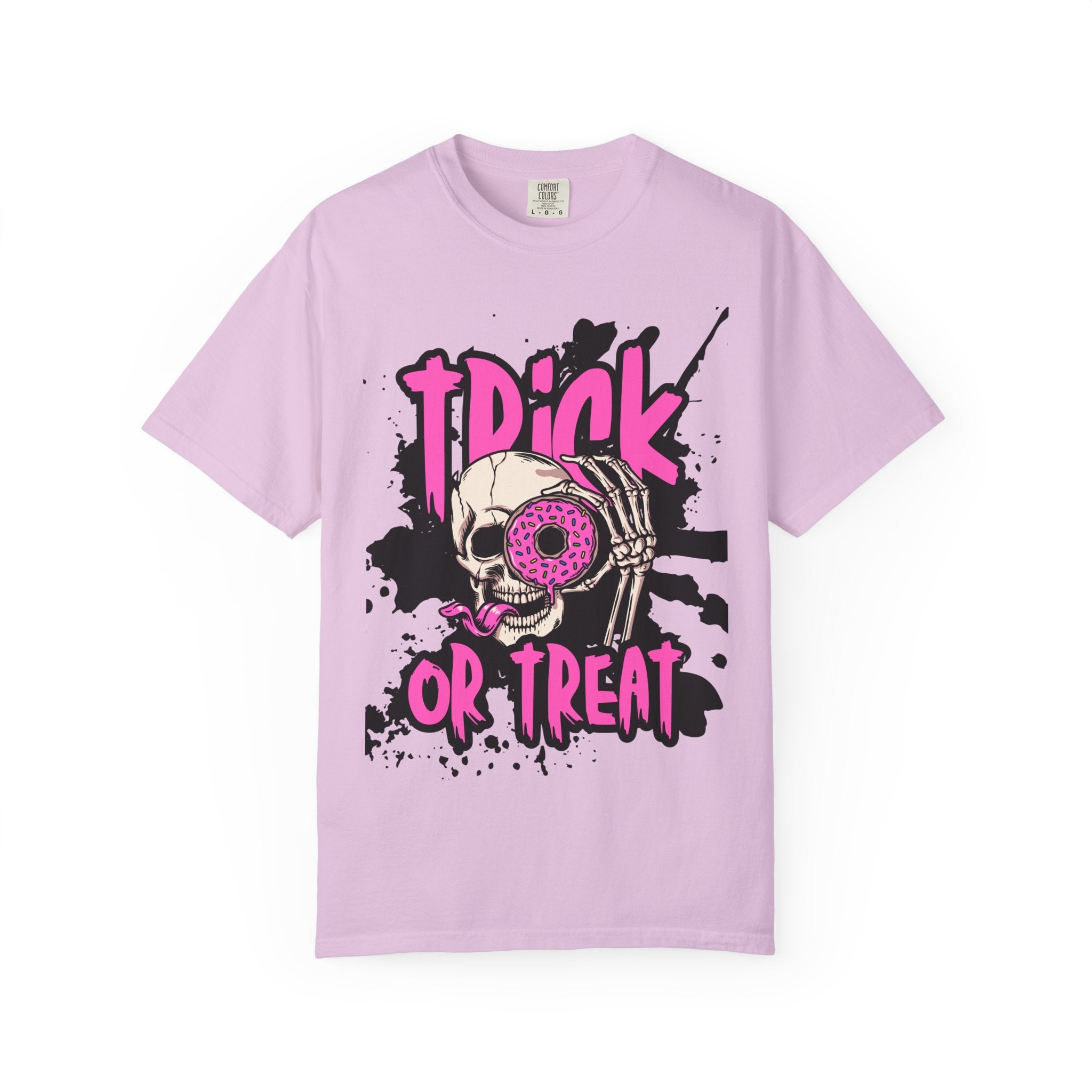 Halloween Skull T-Shirt, Trick or Treat Shirt, Unisex Graphic Tee, Spooky Vibes, Fall Fashion, Festival Wear, Casual Outfit