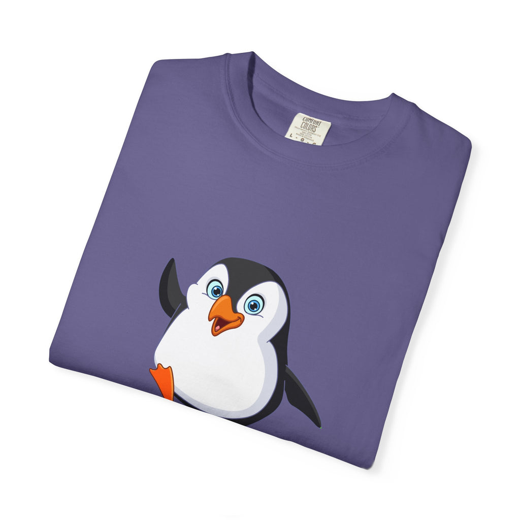 Penguin Spirit Animal Shirt, Unisex T-Shirt for Animal Lovers, Cute Gift for Birthdays, Christmas, Casual Wear, Fun & Quirky Fashion