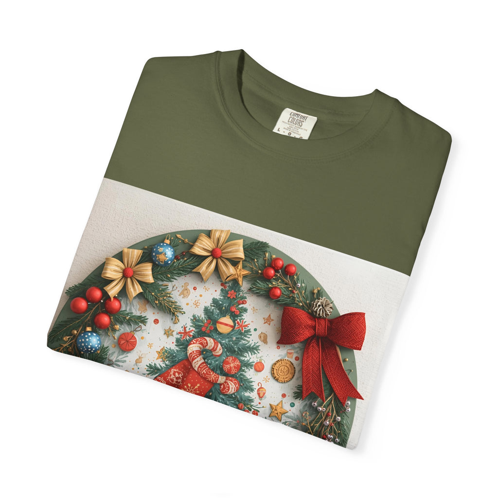 Christmas Wreath Festive Christmas T-shirt, Unisex Holiday Tee, Cheerful Xmas Apparel, Perfect Gift, Winter Celebration Wear, Christmas Spirit Shirt