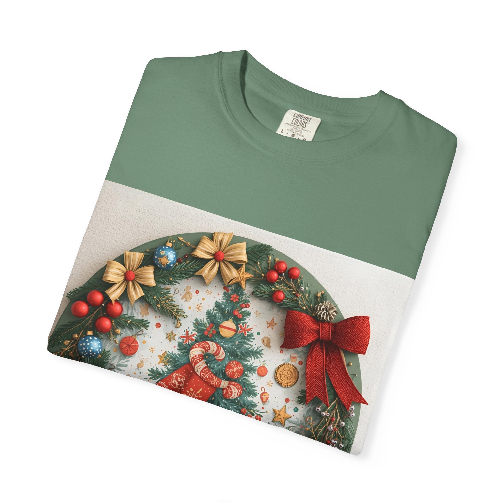 Christmas Wreath Festive Christmas T-shirt, Unisex Holiday Tee, Cheerful Xmas Apparel, Perfect Gift, Winter Celebration Wear, Christmas Spirit Shirt