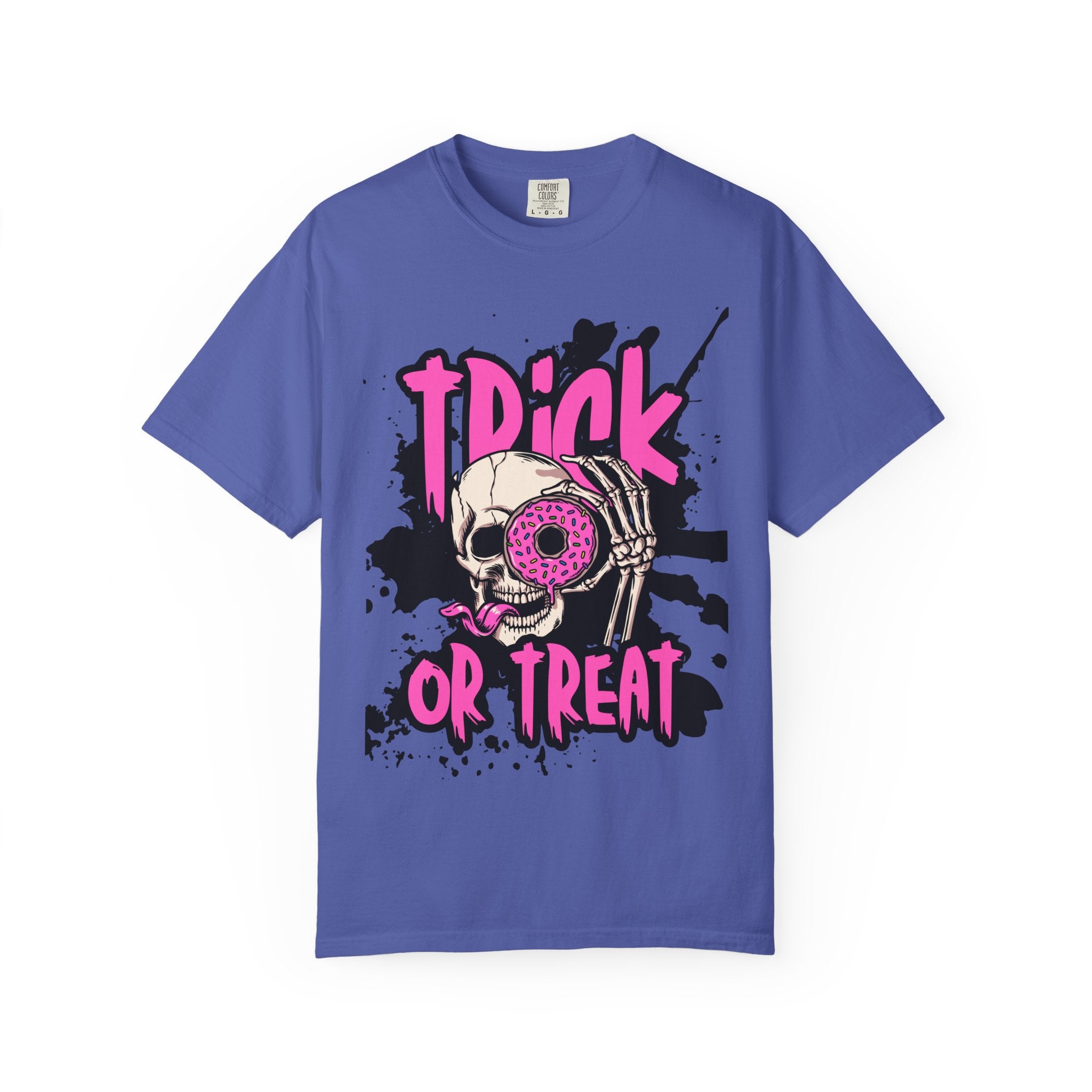 Halloween Skull T-Shirt, Trick or Treat Shirt, Unisex Graphic Tee, Spooky Vibes, Fall Fashion, Festival Wear, Casual Outfit