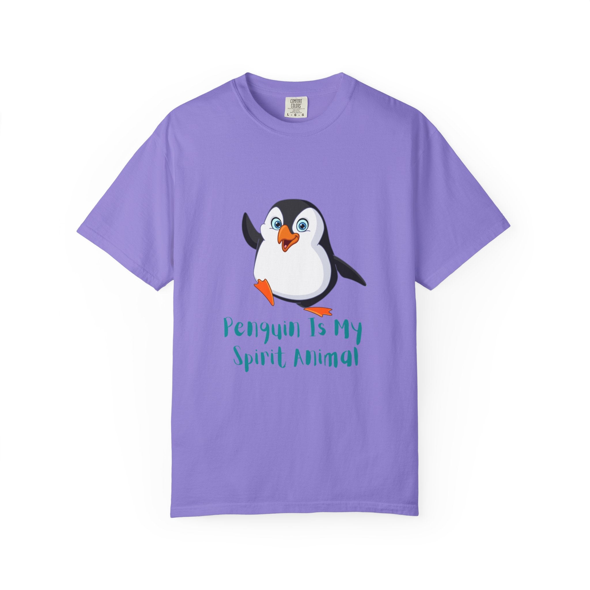 Penguin Spirit Animal Shirt, Unisex T-Shirt for Animal Lovers, Cute Gift for Birthdays, Christmas, Casual Wear, Fun & Quirky Fashion