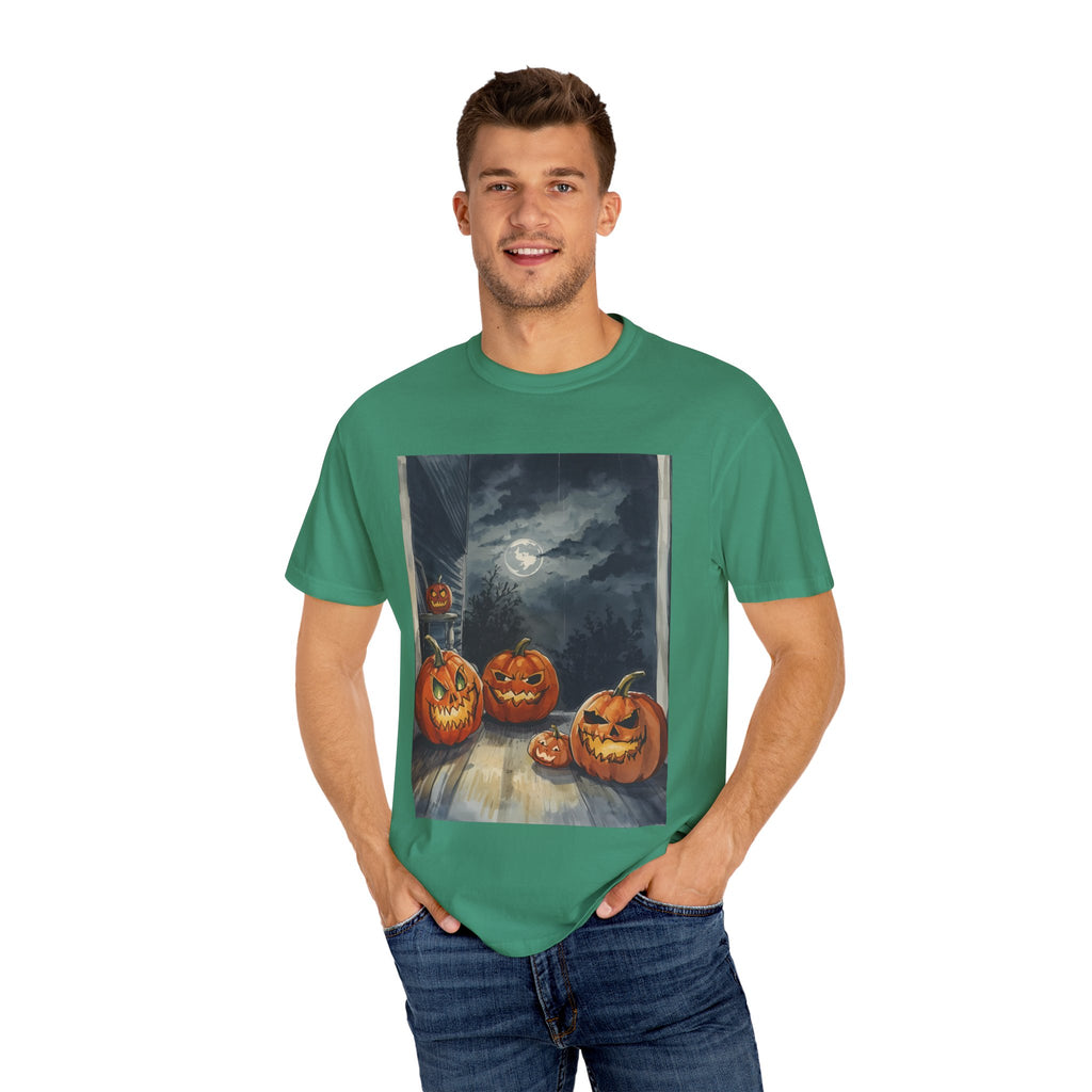 Halloween Pumpkin Scary T-shirt - Perfect for Fall Celebrations, Trick or Treat, Autumn Fashion, Costume Party, Spooky Vibes