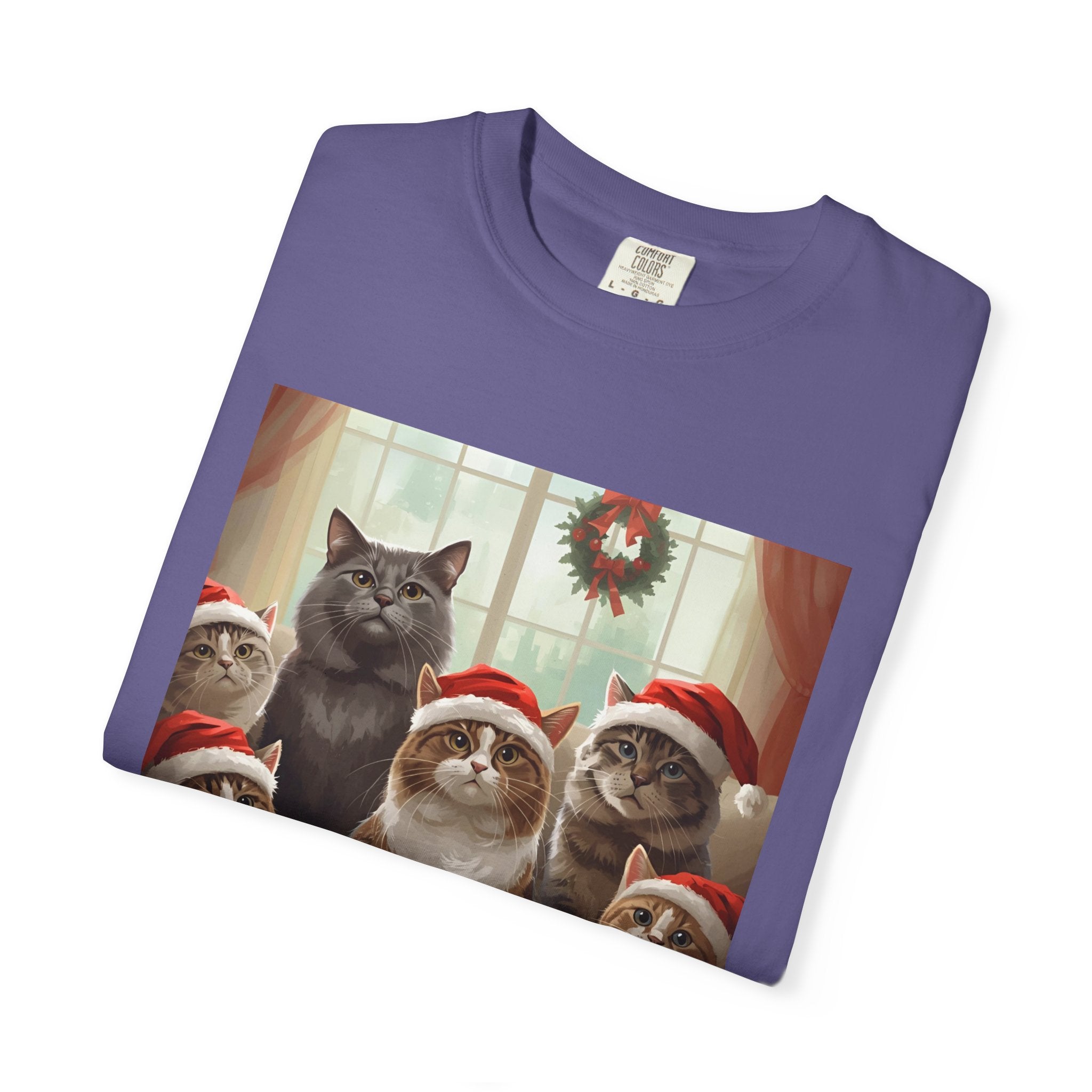 Cute Festive Christmas Holiday Cat T-Shirt, Christmas Gift, Cute Cat Shirt, Unisex Tee, Pet Lover Gift, Cozy Winter Style