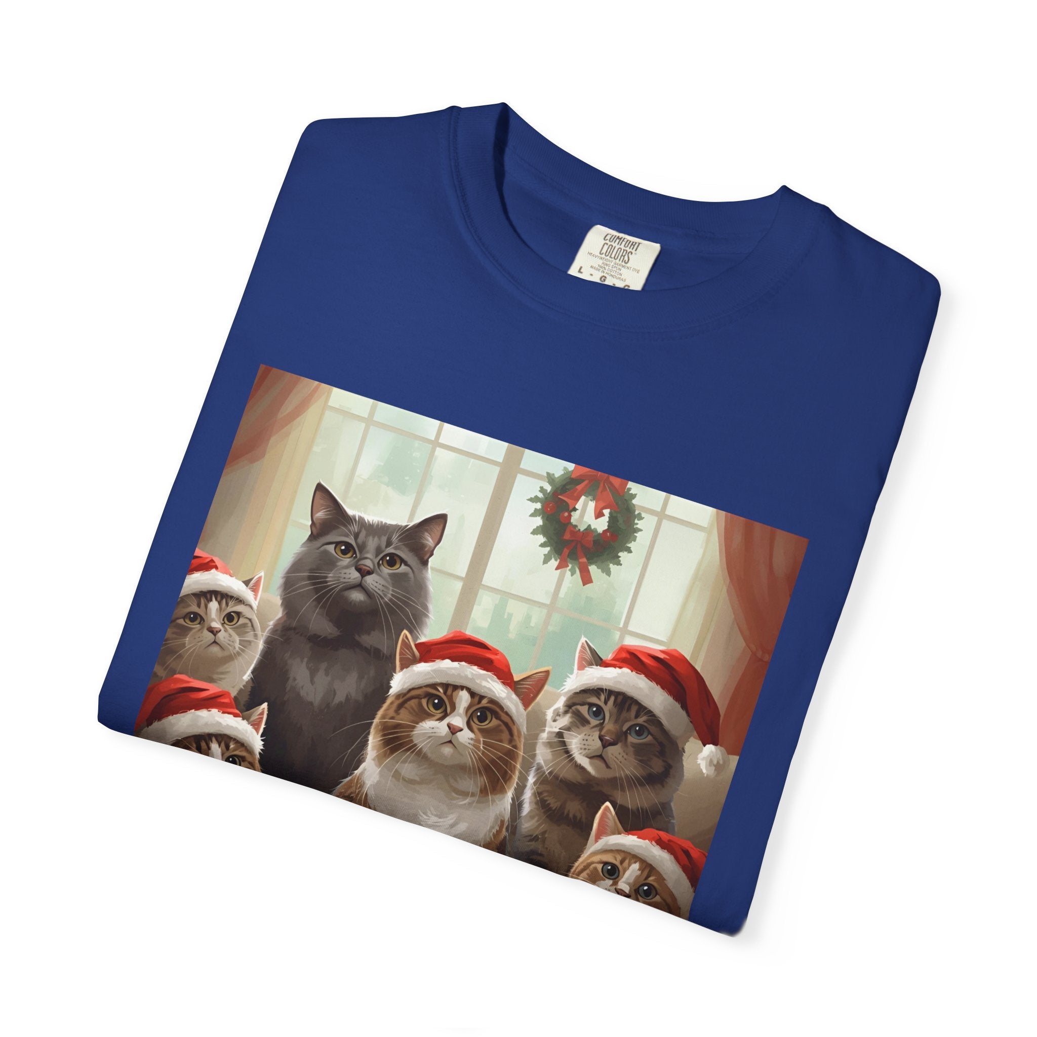 Cute Festive Christmas Holiday Cat T-Shirt, Christmas Gift, Cute Cat Shirt, Unisex Tee, Pet Lover Gift, Cozy Winter Style