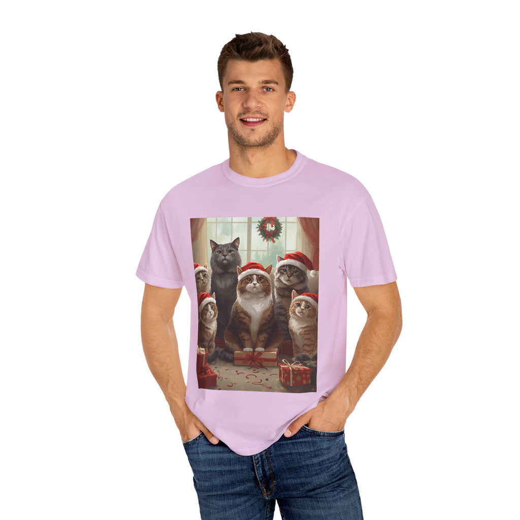 Cute Festive Christmas Holiday Cat T-Shirt, Christmas Gift, Cute Cat Shirt, Unisex Tee, Pet Lover Gift, Cozy Winter Style