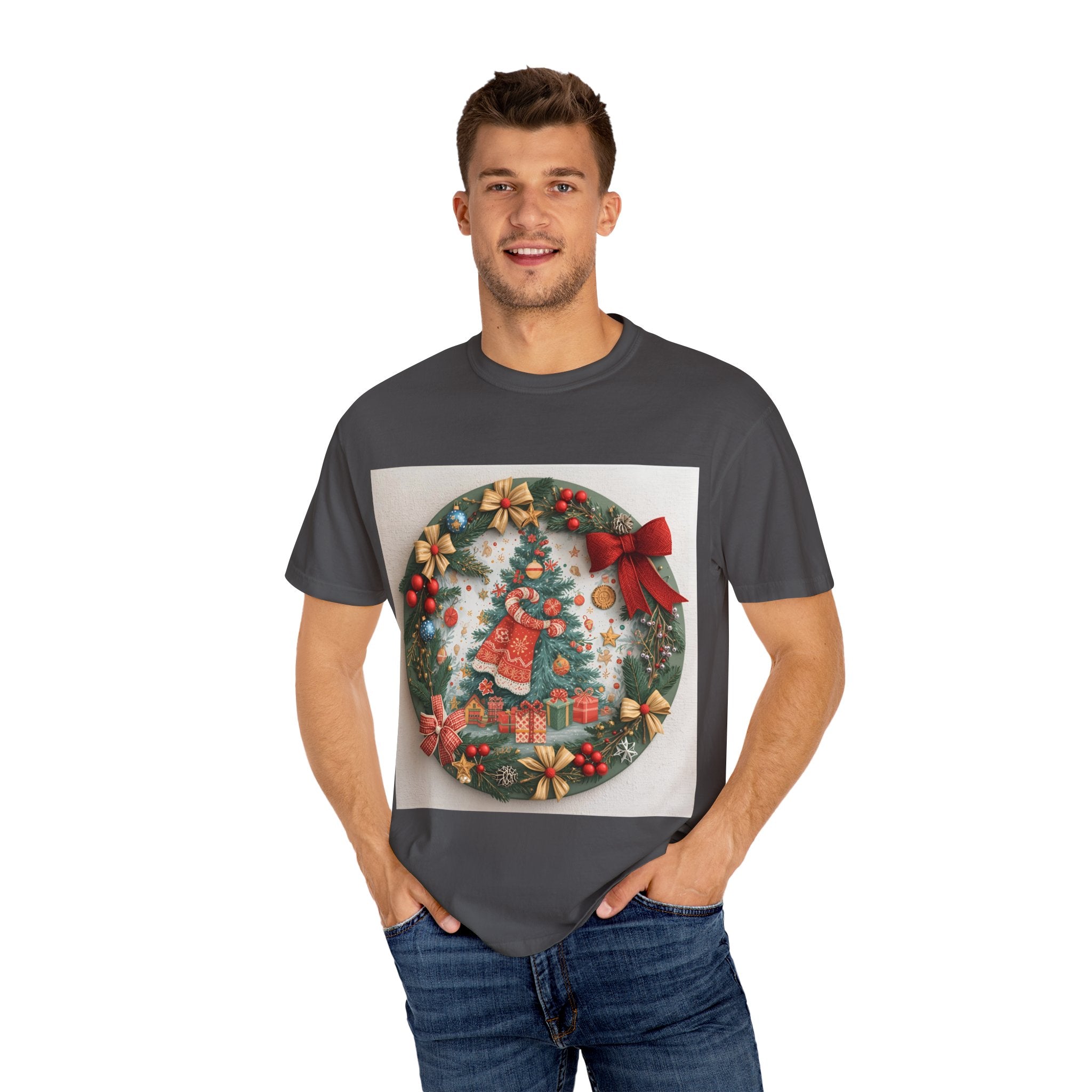 Christmas Wreath Festive Christmas T-shirt, Unisex Holiday Tee, Cheerful Xmas Apparel, Perfect Gift, Winter Celebration Wear, Christmas Spirit Shirt
