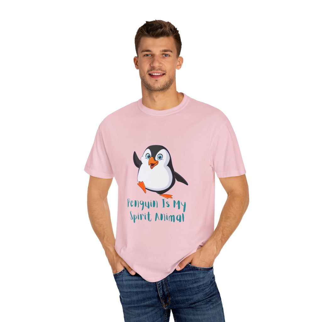 Penguin Spirit Animal Shirt, Unisex T-Shirt for Animal Lovers, Cute Gift for Birthdays, Christmas, Casual Wear, Fun & Quirky Fashion