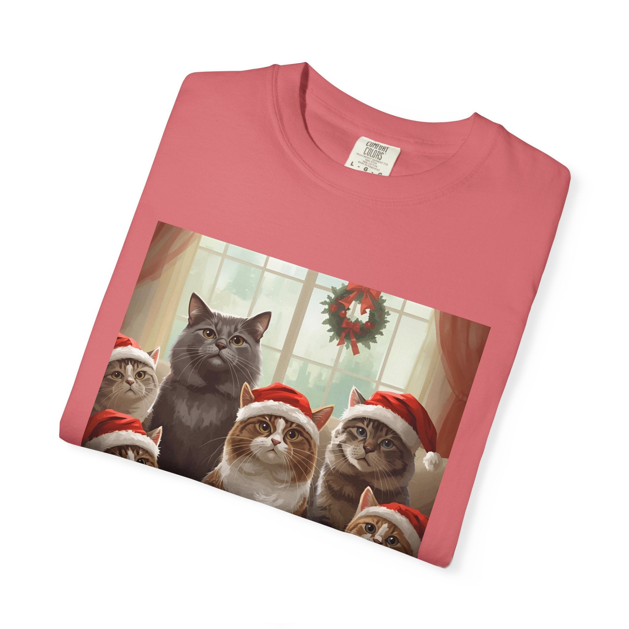 Cute Festive Christmas Holiday Cat T-Shirt, Christmas Gift, Cute Cat Shirt, Unisex Tee, Pet Lover Gift, Cozy Winter Style
