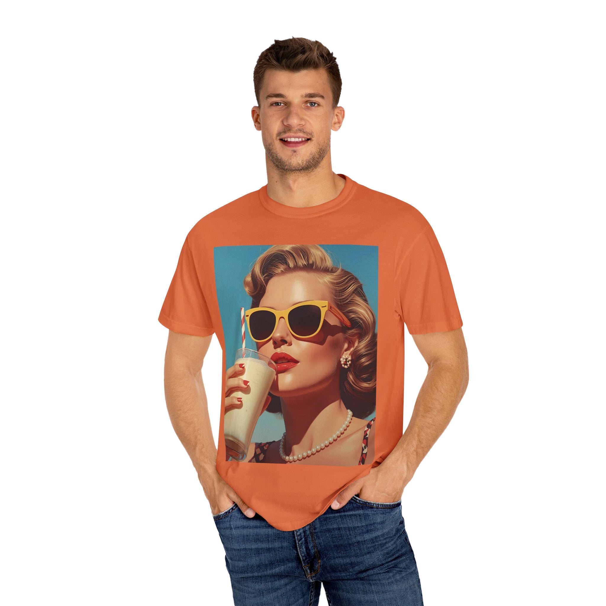 Retro Pop Art Summer Vibes T-Shirt - Vintage Style Tee, Casual Wear, Gift for Her, Fashion Tee, Beach Day Outfit