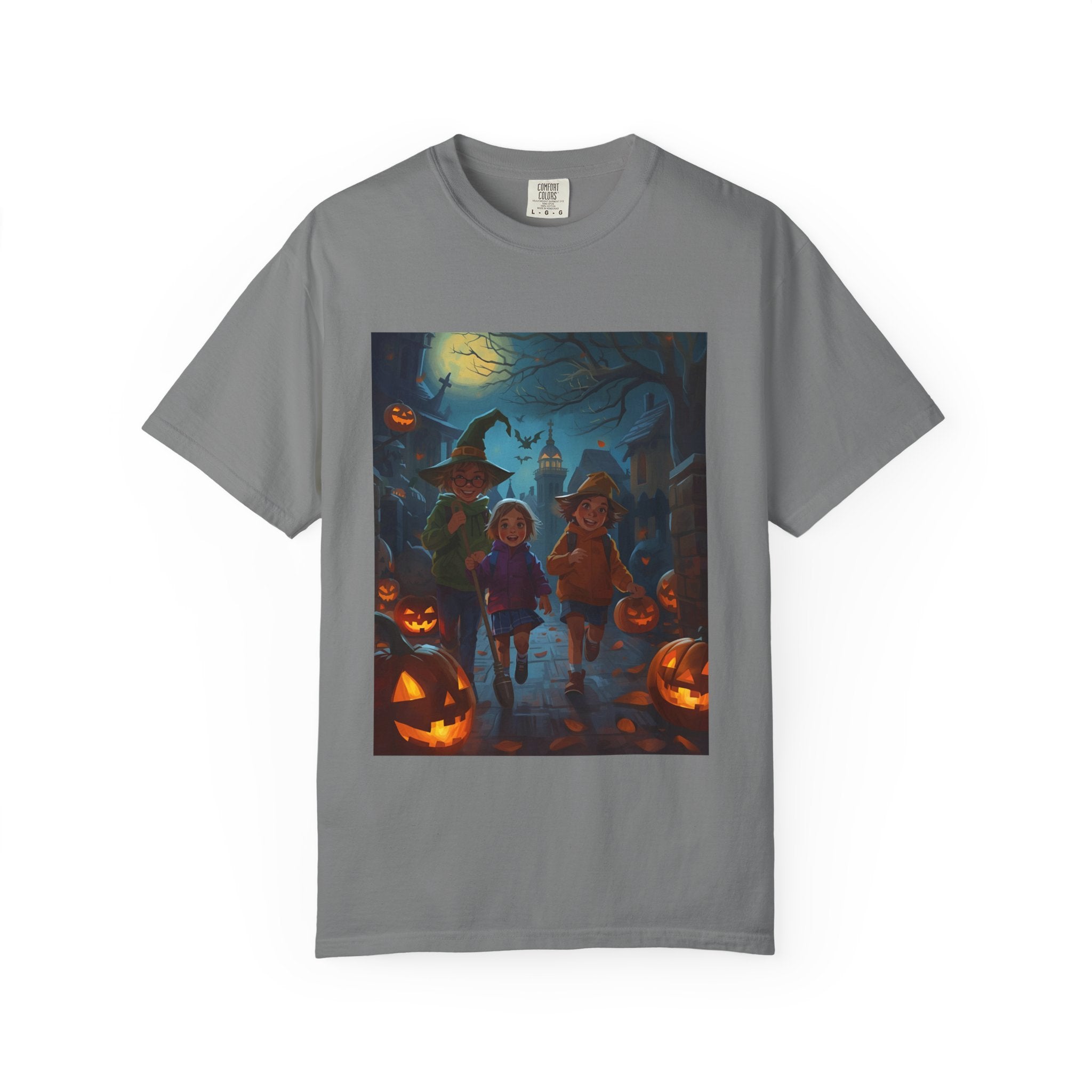 Spooky Halloween Unisex T-Shirt, Trick or Treat, Fall Festivities, Cozy Comfort, Perfect for Halloween Parties, Gift for Friends