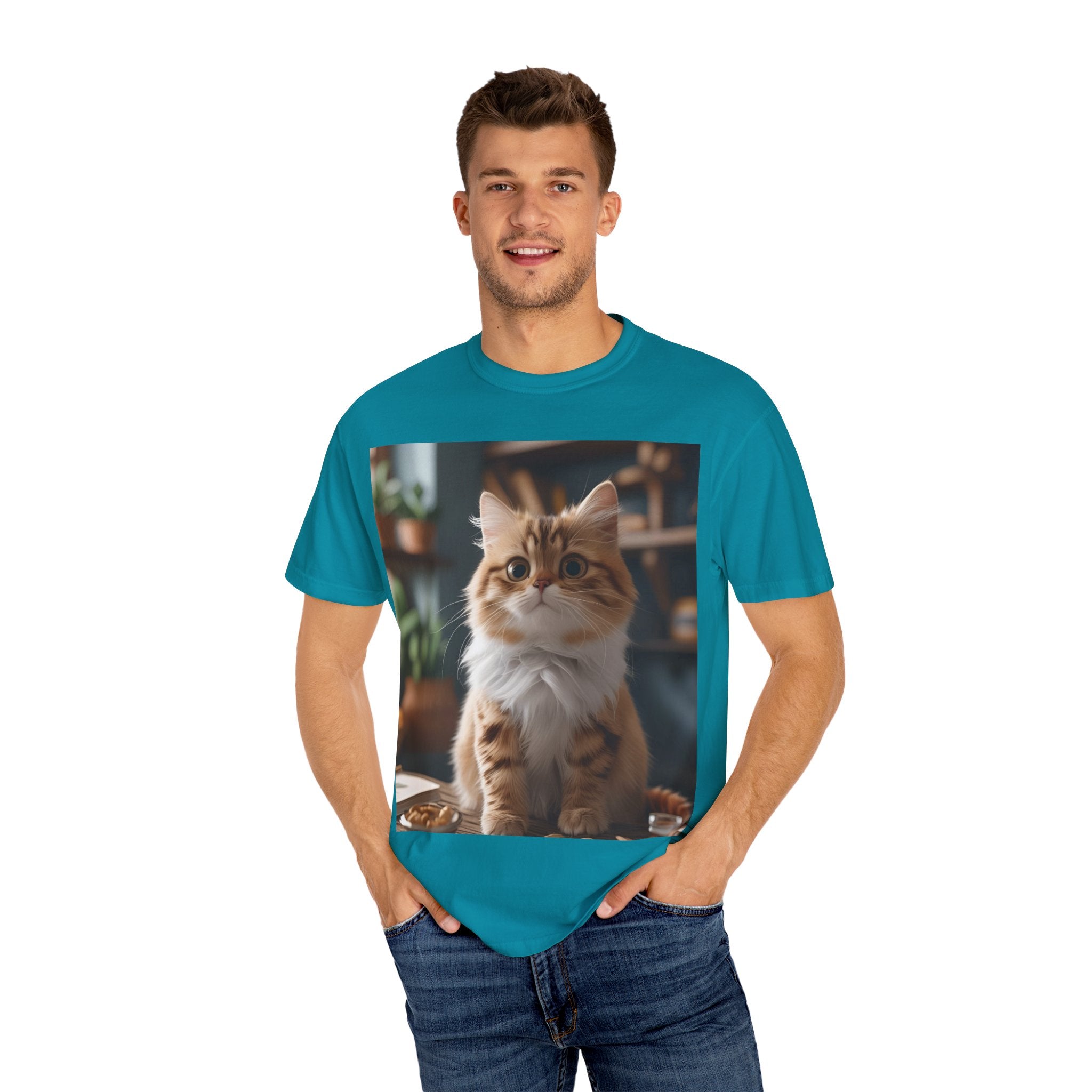 Adorable Cat Graphic T-shirt for Animal Lovers, Cute Pet Tee, Gift for Cat Owners, Casual Wear, Unisex Apparel