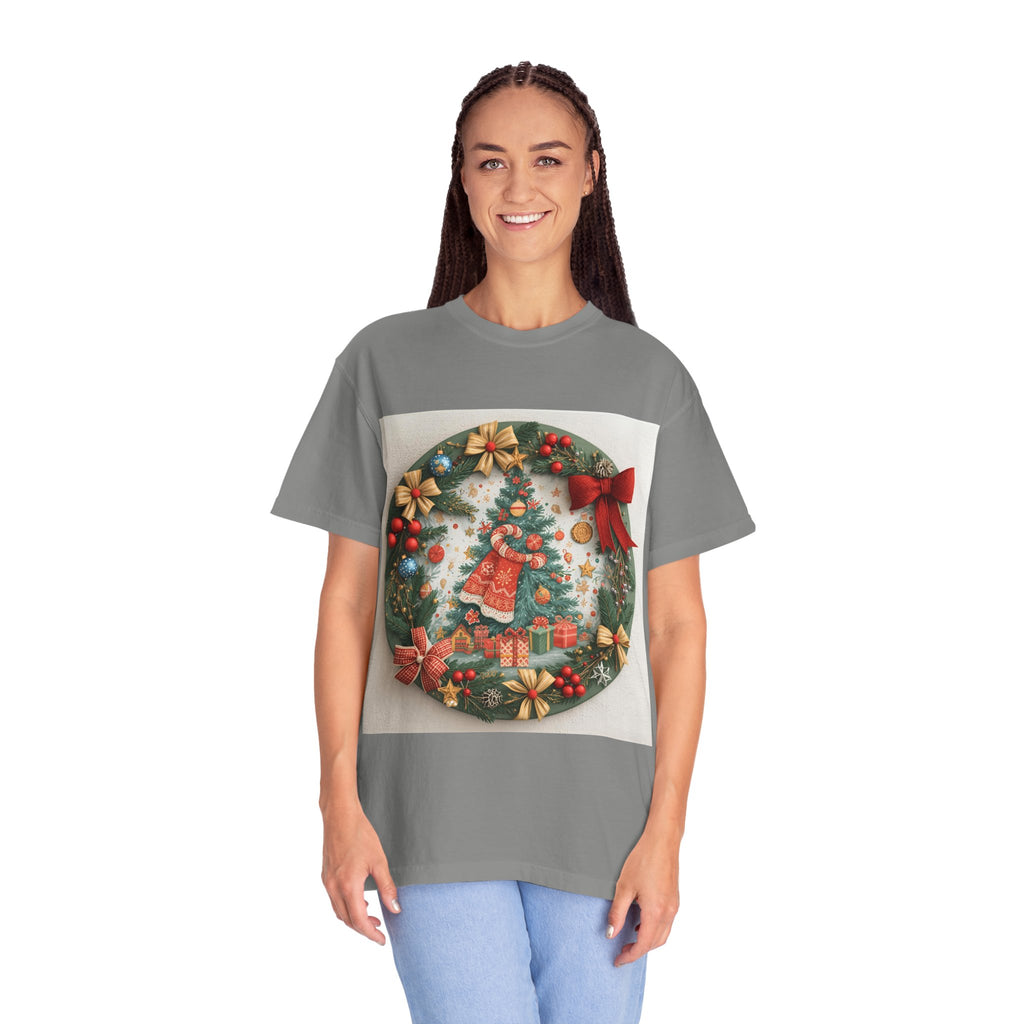 Christmas Wreath Festive Christmas T-shirt, Unisex Holiday Tee, Cheerful Xmas Apparel, Perfect Gift, Winter Celebration Wear, Christmas Spirit Shirt