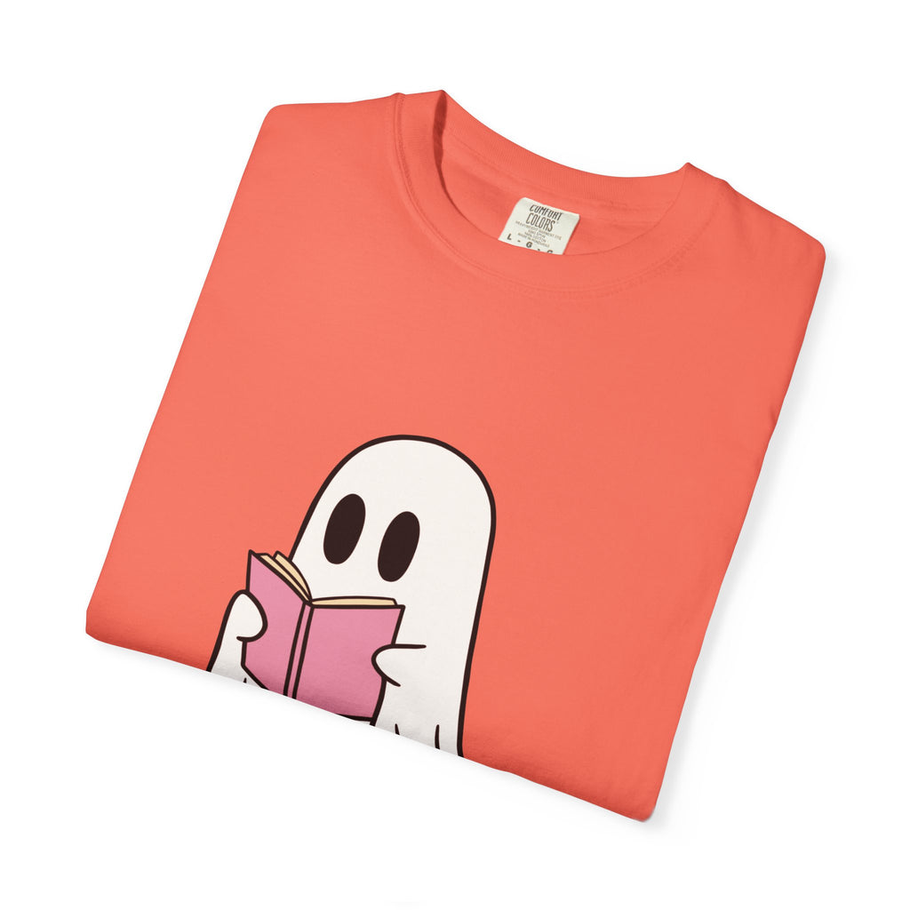 Spooky Ghost Reading T-Shirt | Unisex Halloween Tee, Cute Horror Gift, Cozy Casual Wear, Literary Costume Party, Ghost Lover Shirt