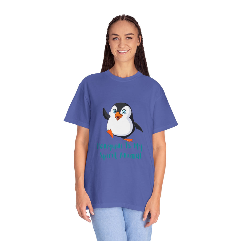 Penguin Spirit Animal Shirt, Unisex T-Shirt for Animal Lovers, Cute Gift for Birthdays, Christmas, Casual Wear, Fun & Quirky Fashion