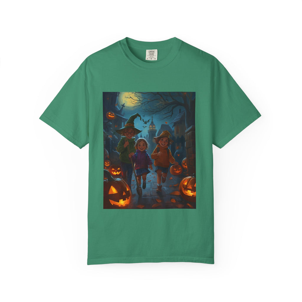 Spooky Halloween Unisex T-Shirt, Trick or Treat, Fall Festivities, Cozy Comfort, Perfect for Halloween Parties, Gift for Friends