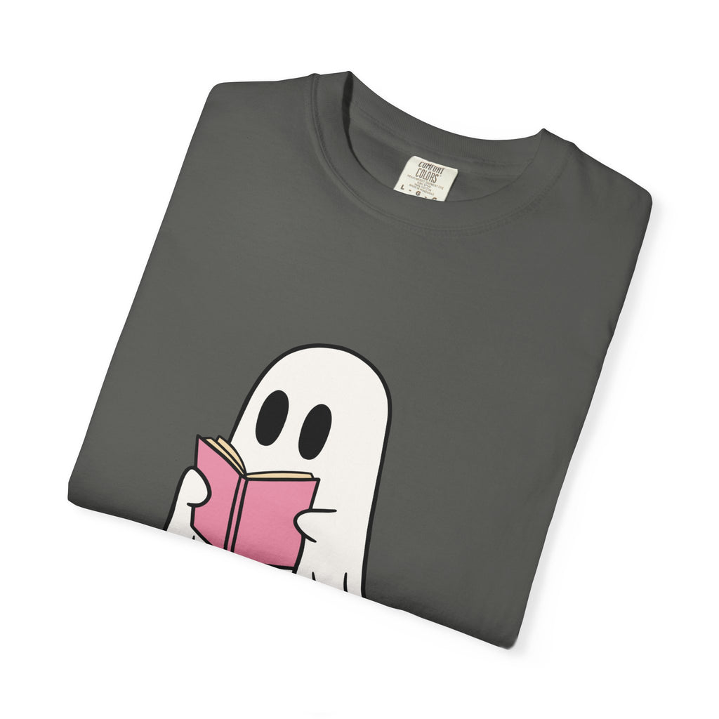 Spooky Ghost Reading T-Shirt | Unisex Halloween Tee, Cute Horror Gift, Cozy Casual Wear, Literary Costume Party, Ghost Lover Shirt