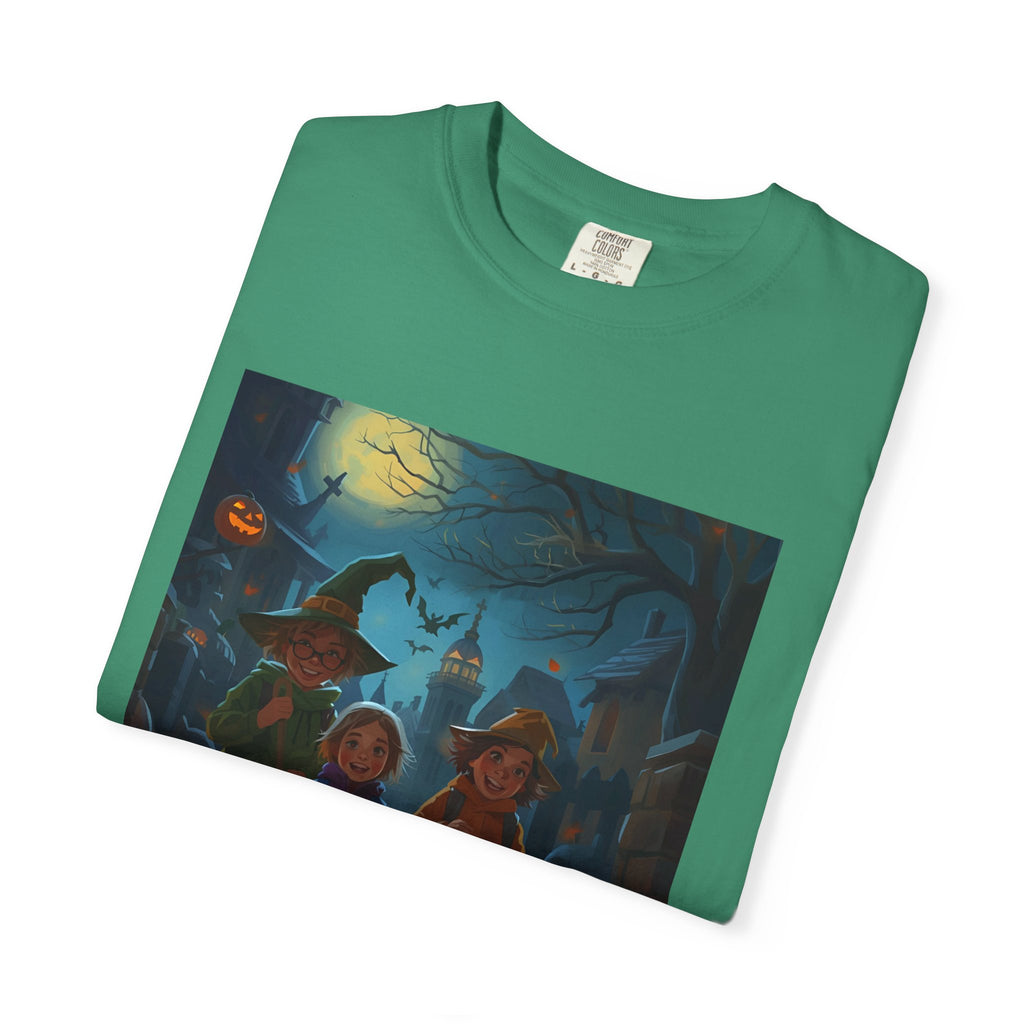Spooky Halloween Unisex T-Shirt, Trick or Treat, Fall Festivities, Cozy Comfort, Perfect for Halloween Parties, Gift for Friends